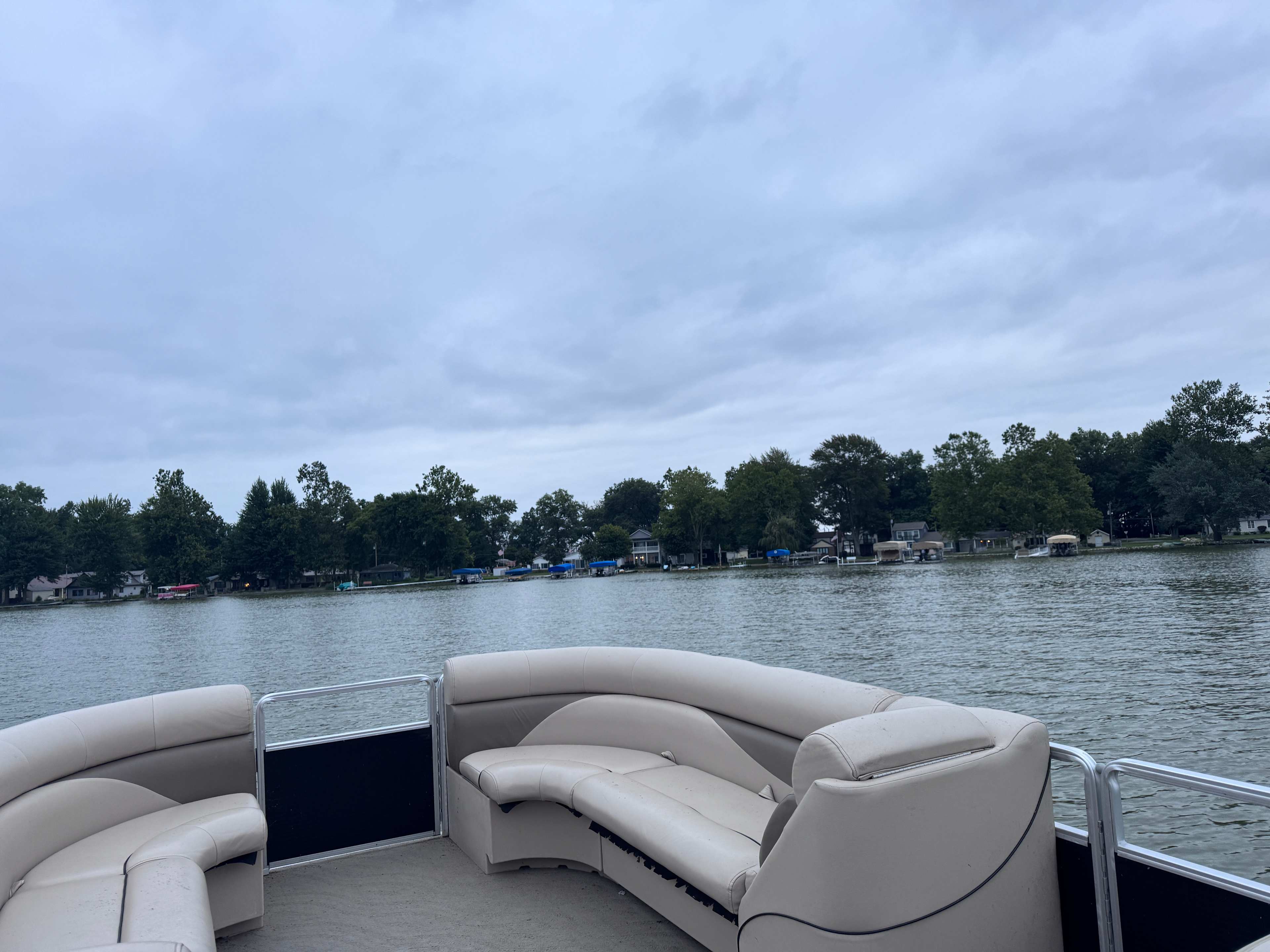 Lakeshore Retreat