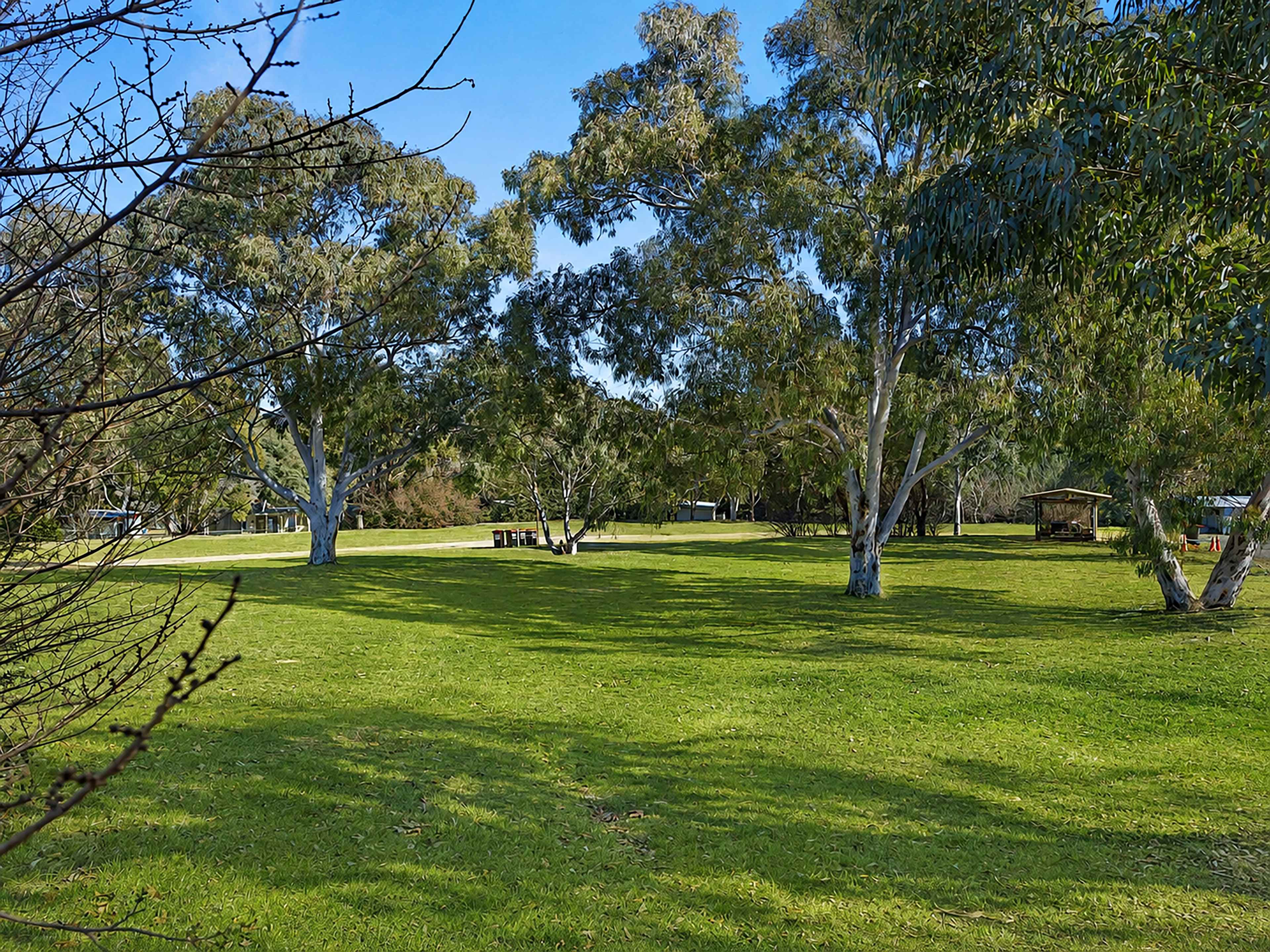 Canberra Holiday Village