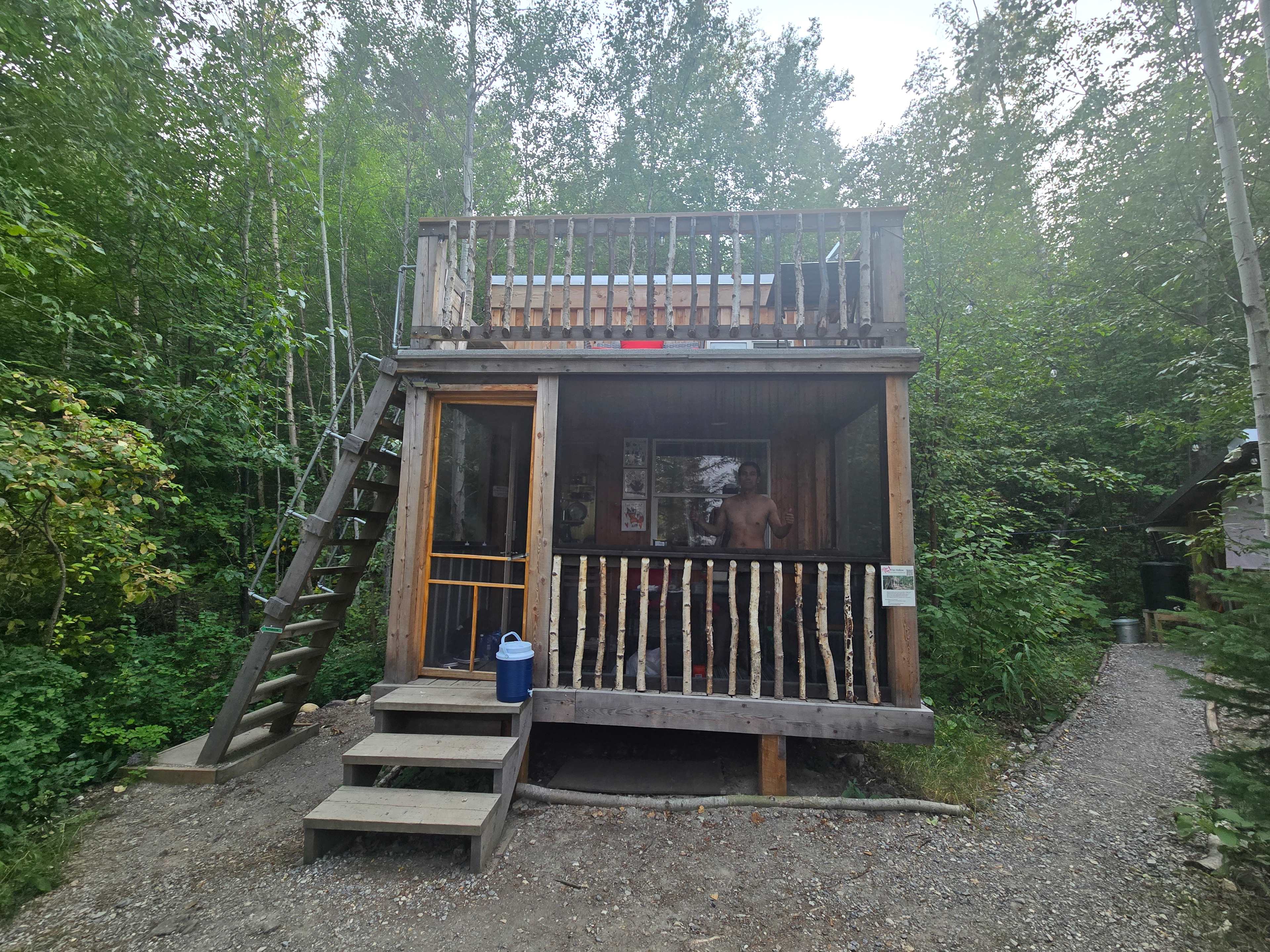 Moonraker Treehouse & Cabins