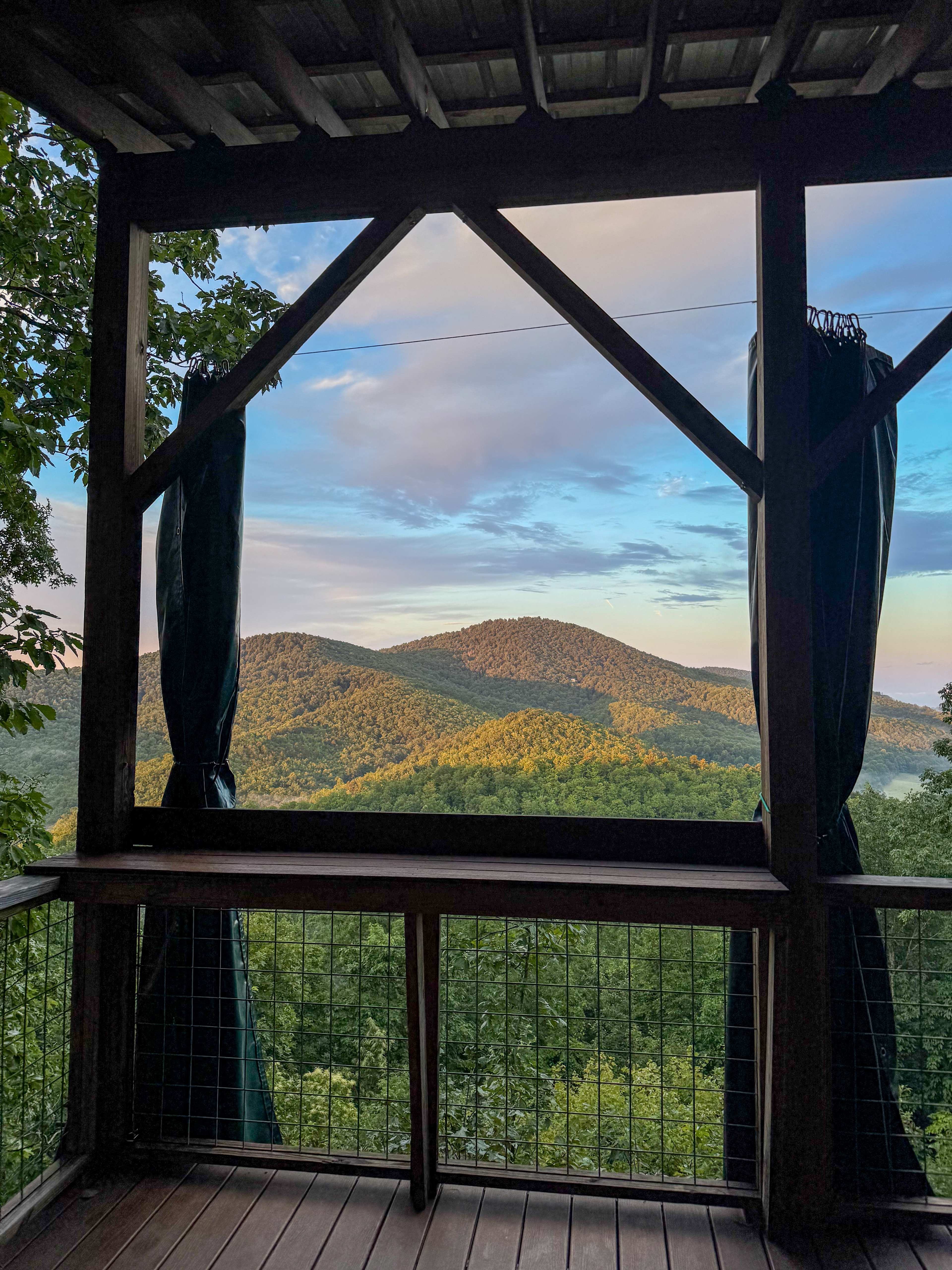 Above the Fray Glamping, Black Mtn.