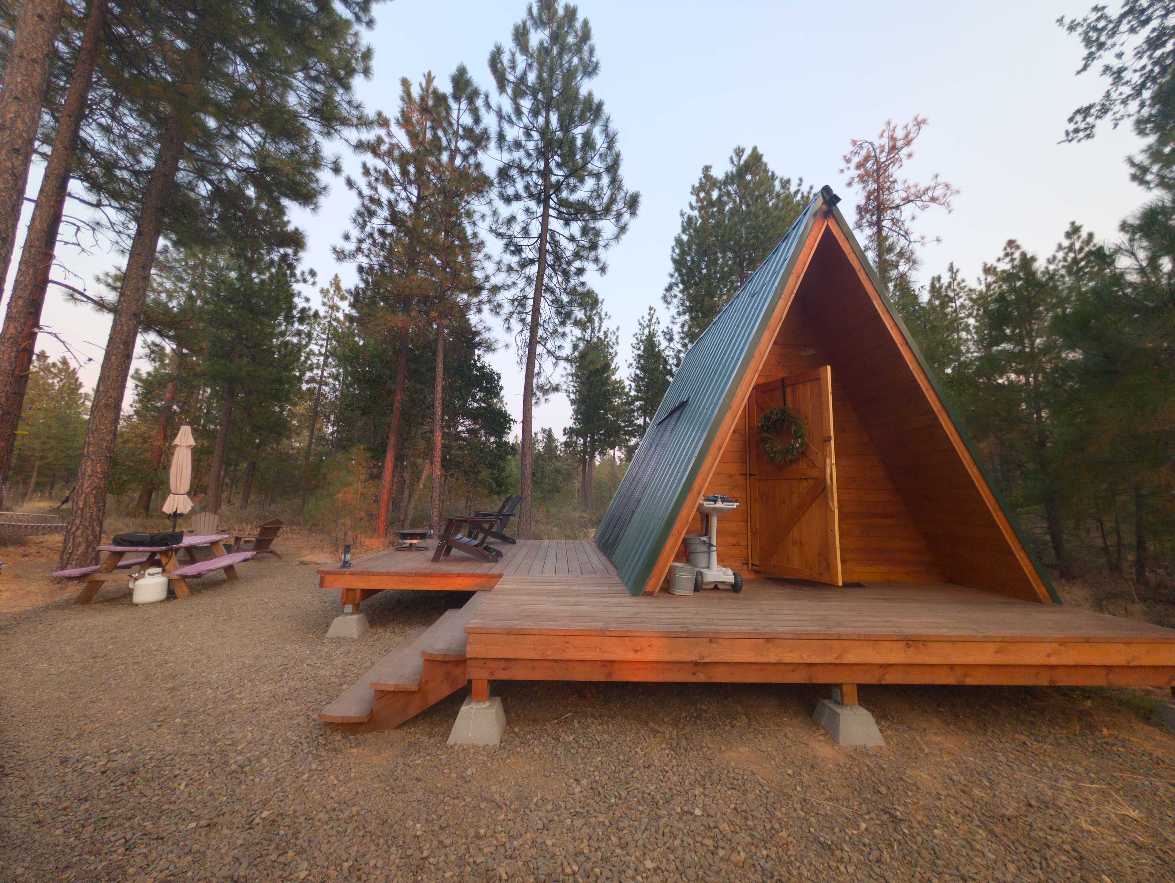 Starlit Glamping LLC