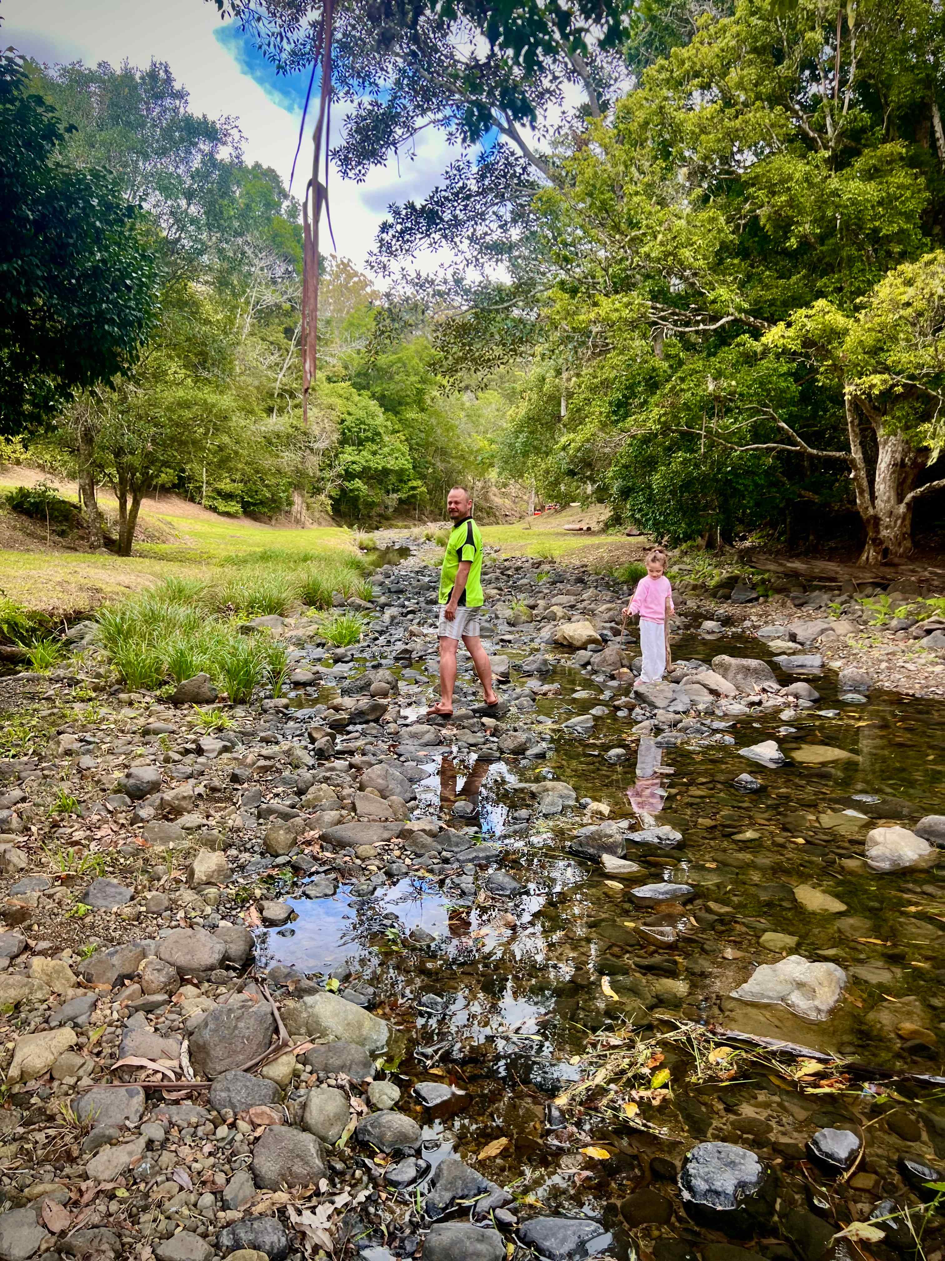 Lacrana by the Creek