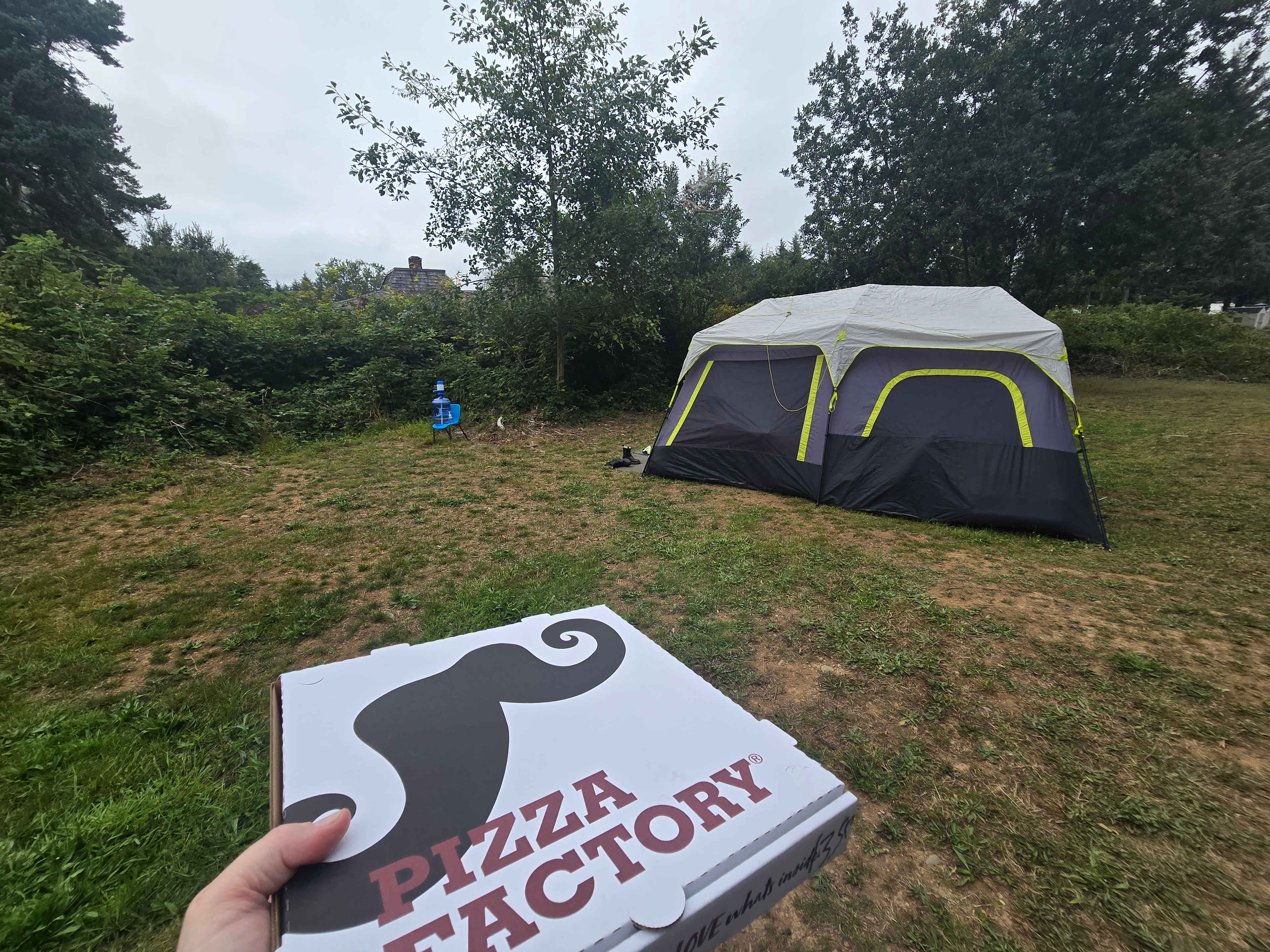 Brought some tasty pizza back to the tent for R&R