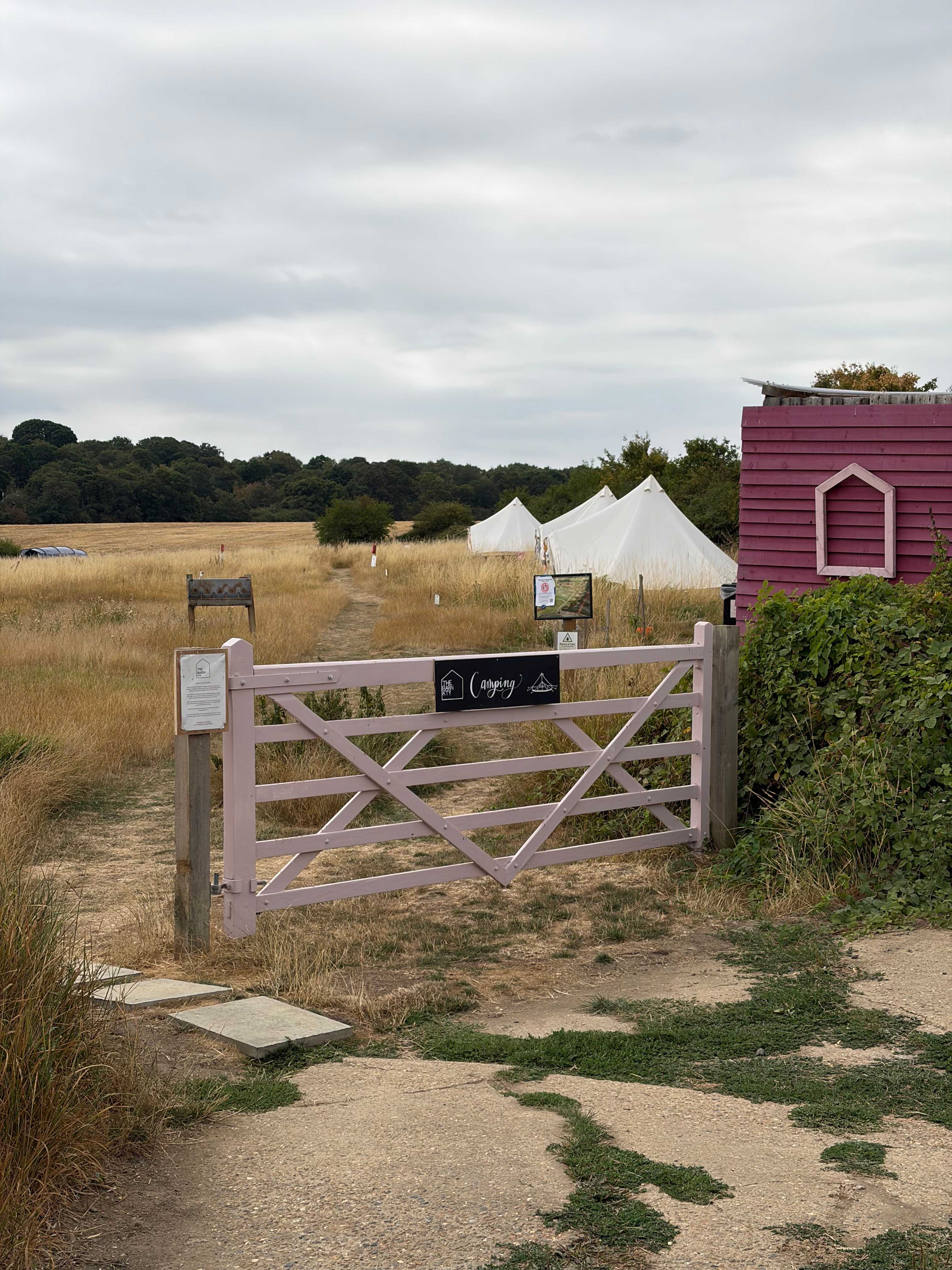 The Barn KT9