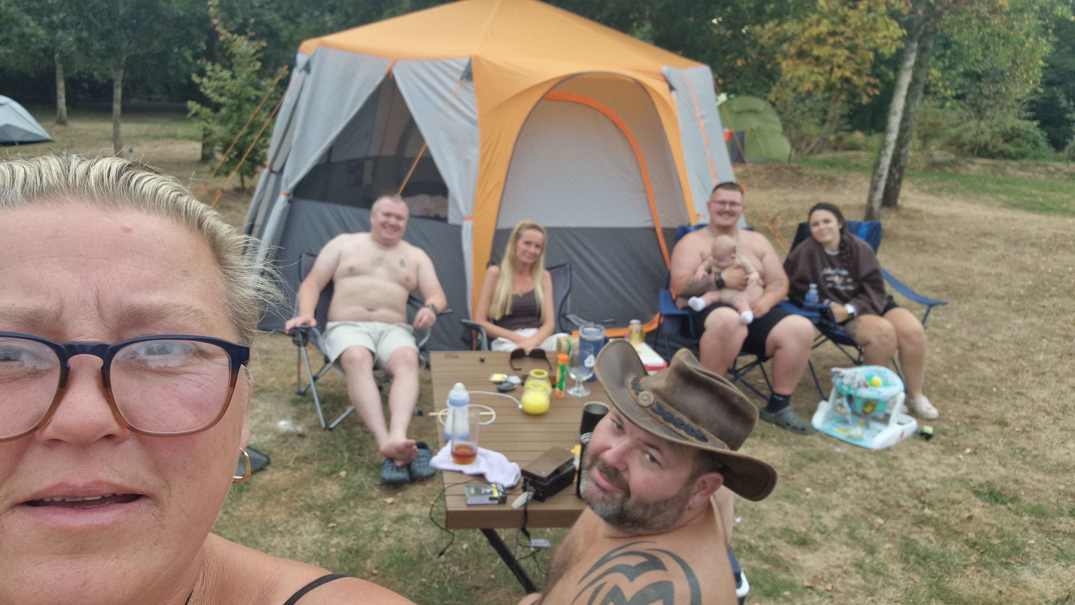 Glan Y Mor Camping