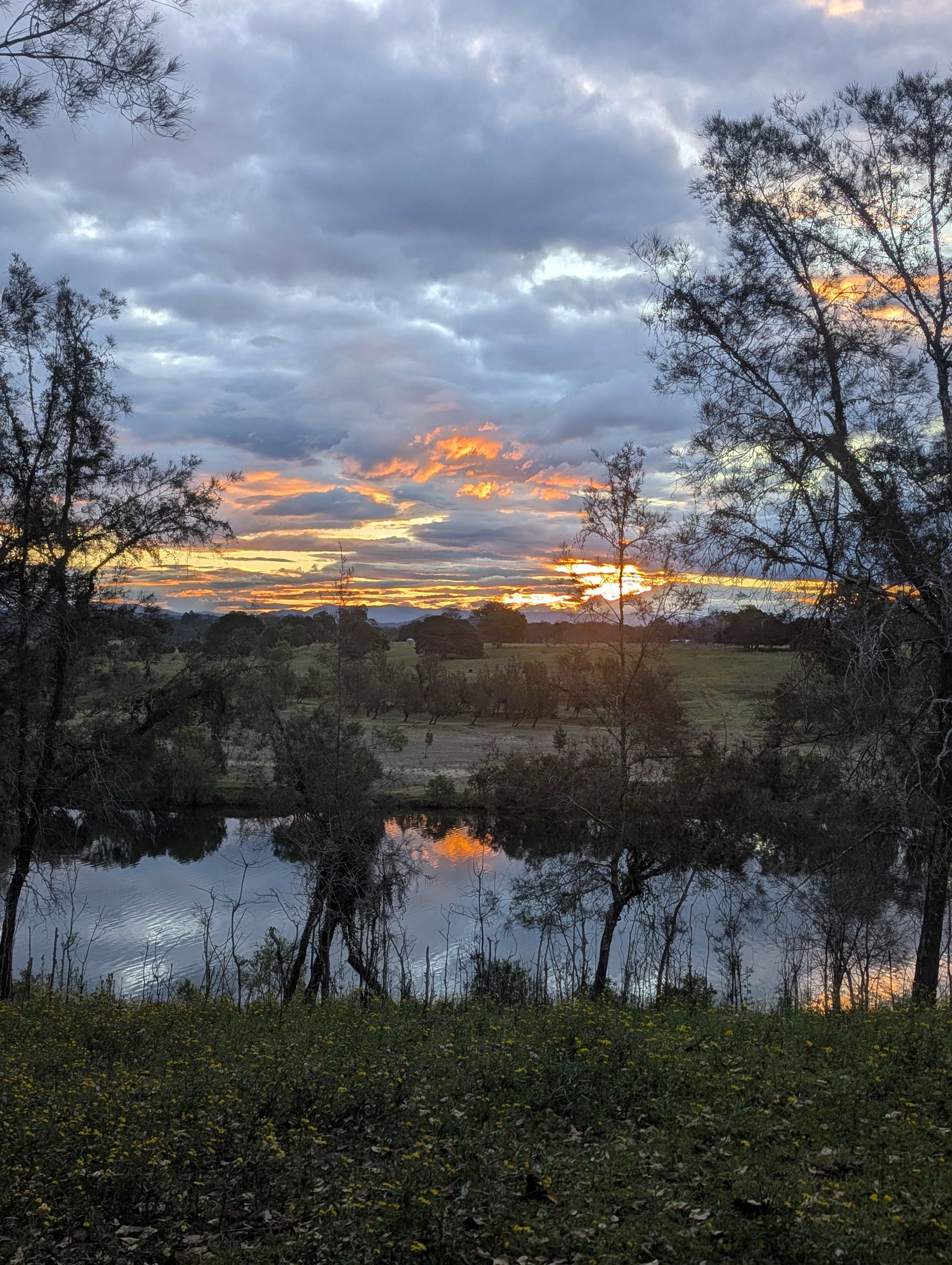 Clarence Riverview Lodge Glamping