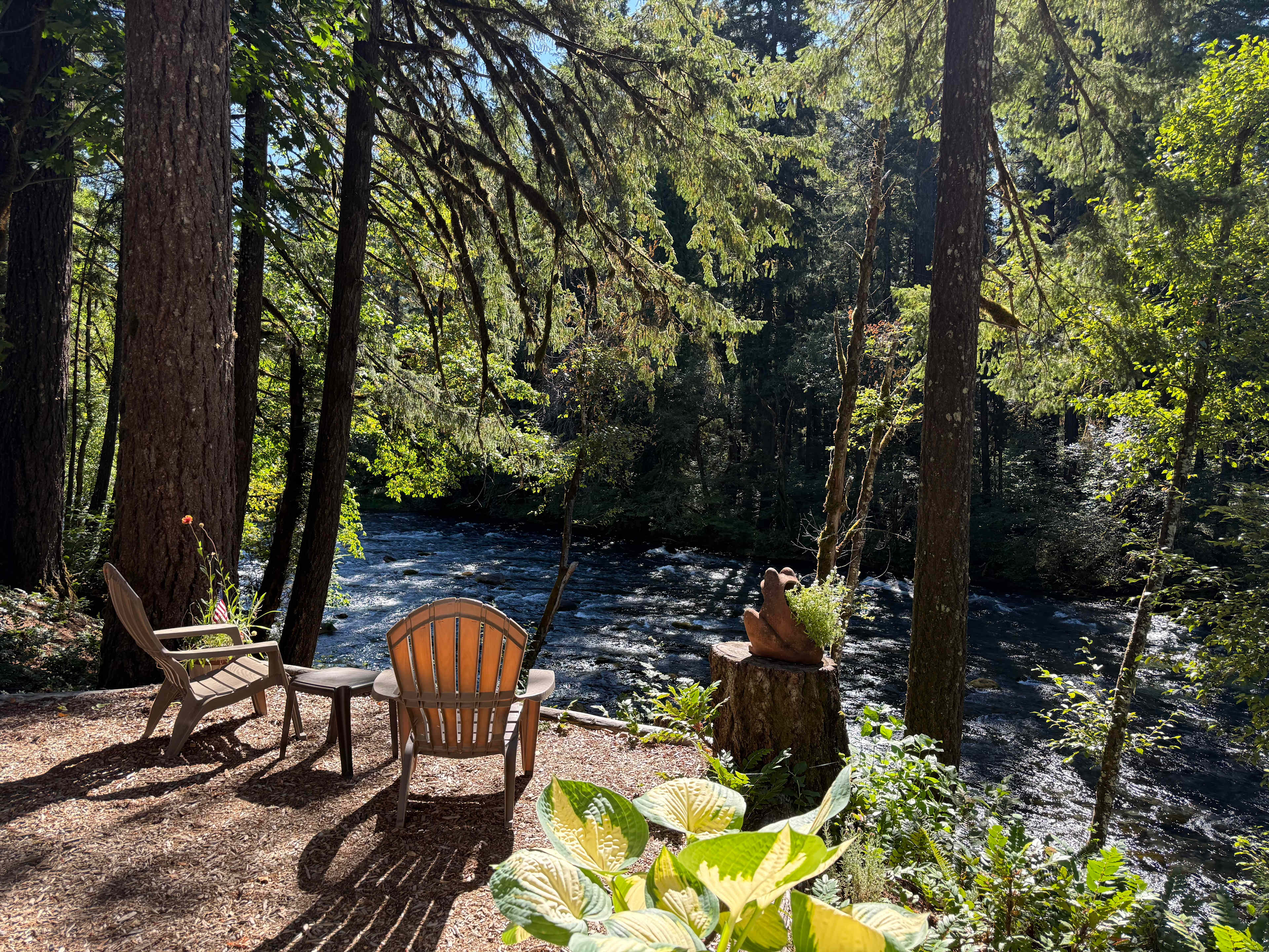 Upriver Paradise "Private Retreat"