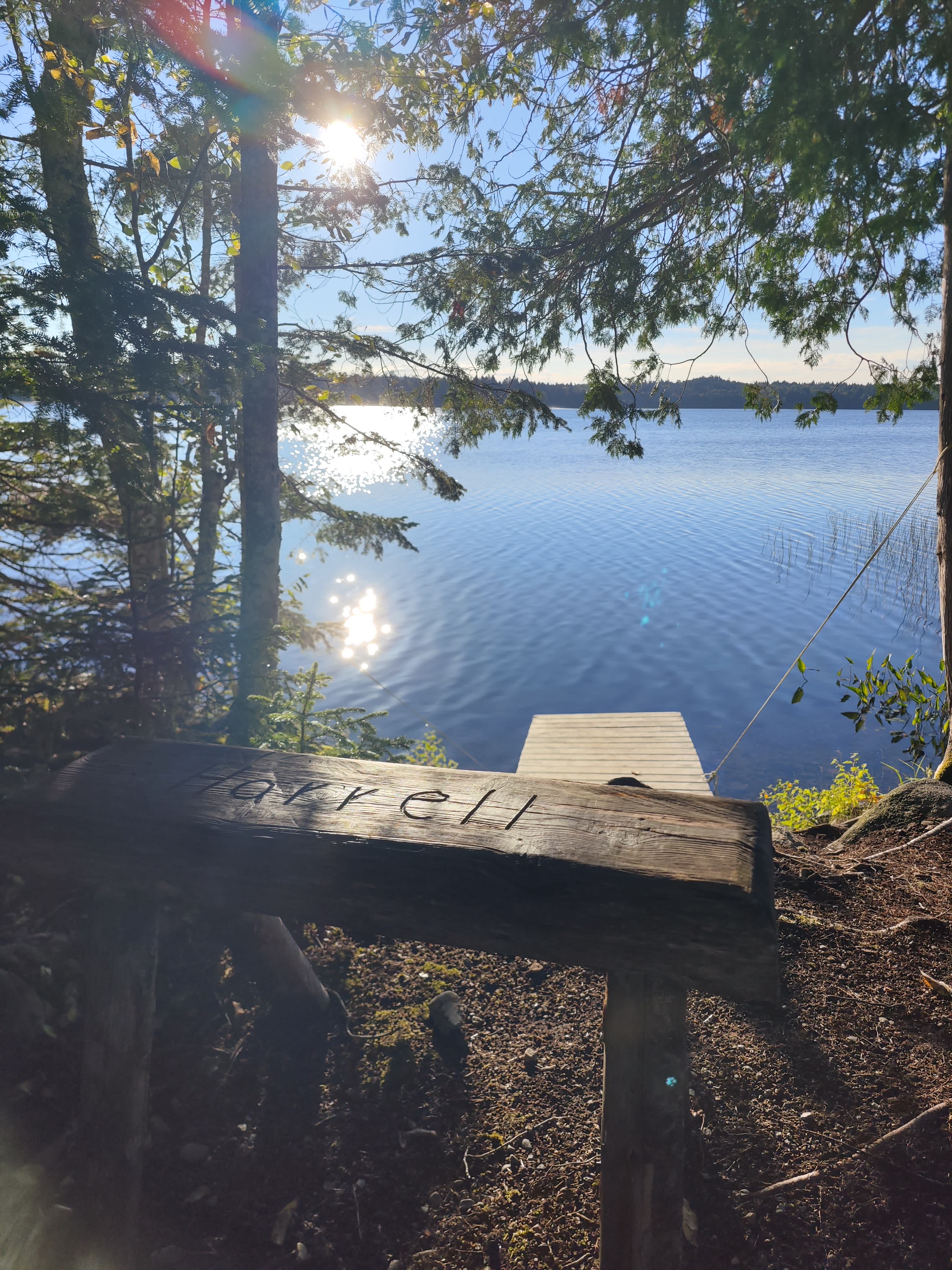 Lakeside Cabin Near St. Andrews