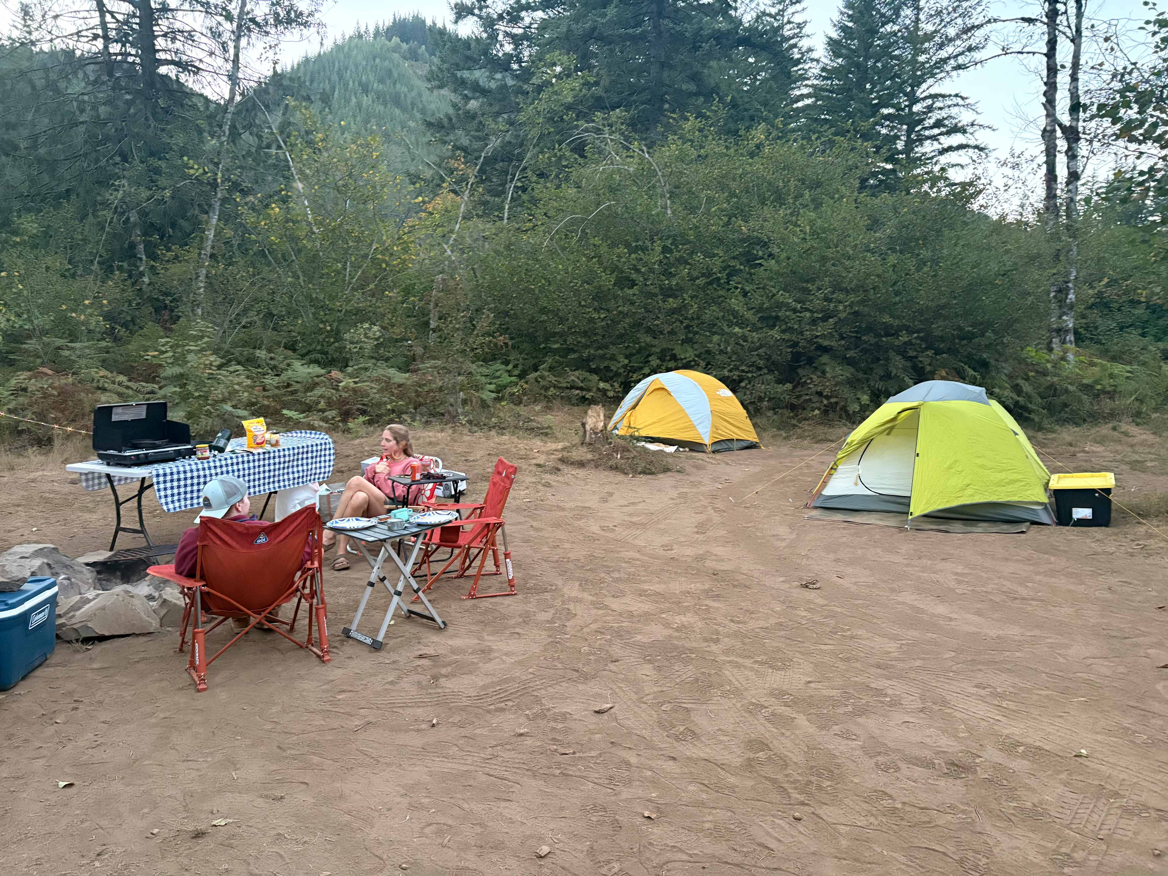 Easily fits 3+ tents and 4 cars 
