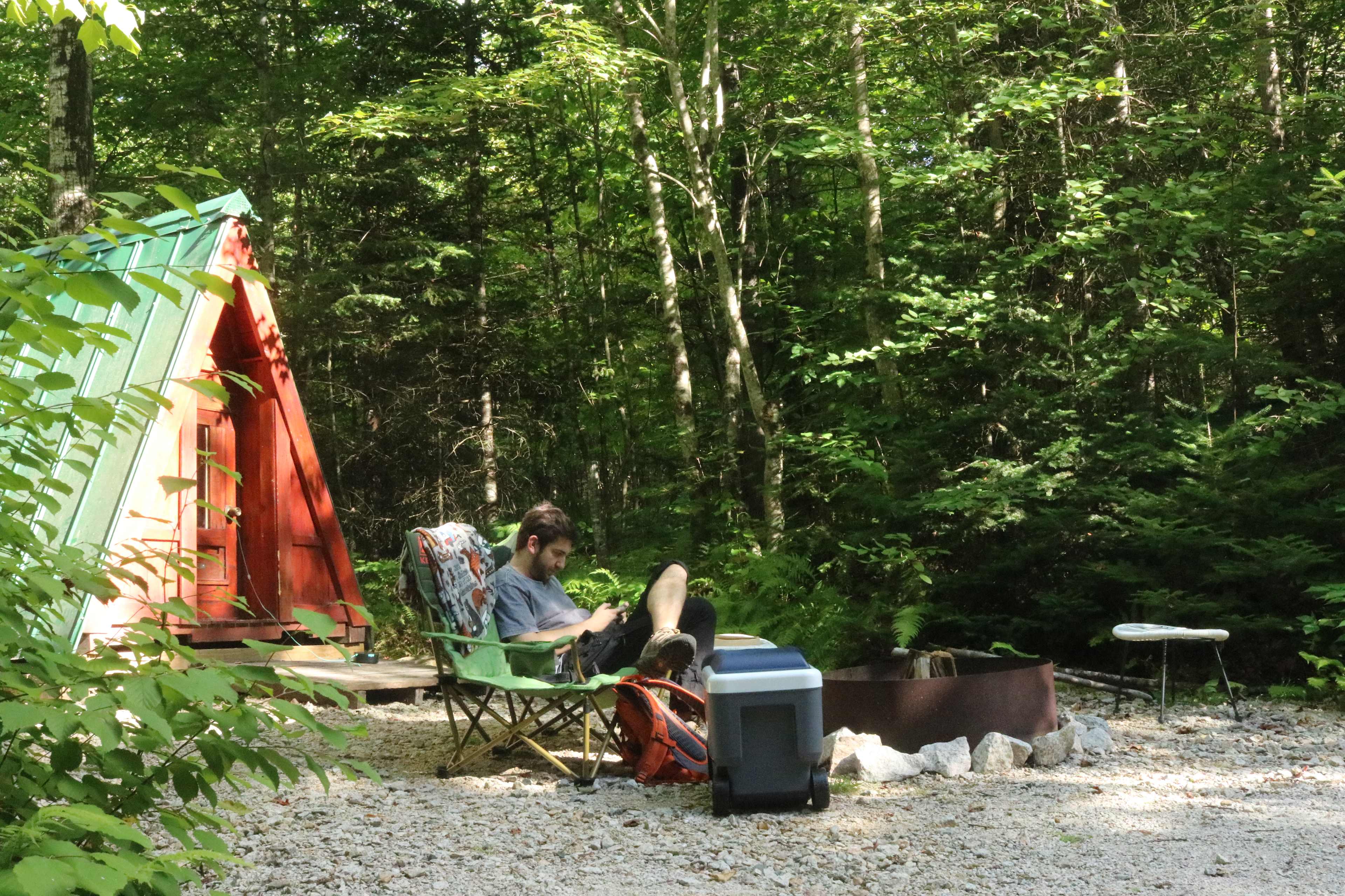 Secluded Camp Convenient Location