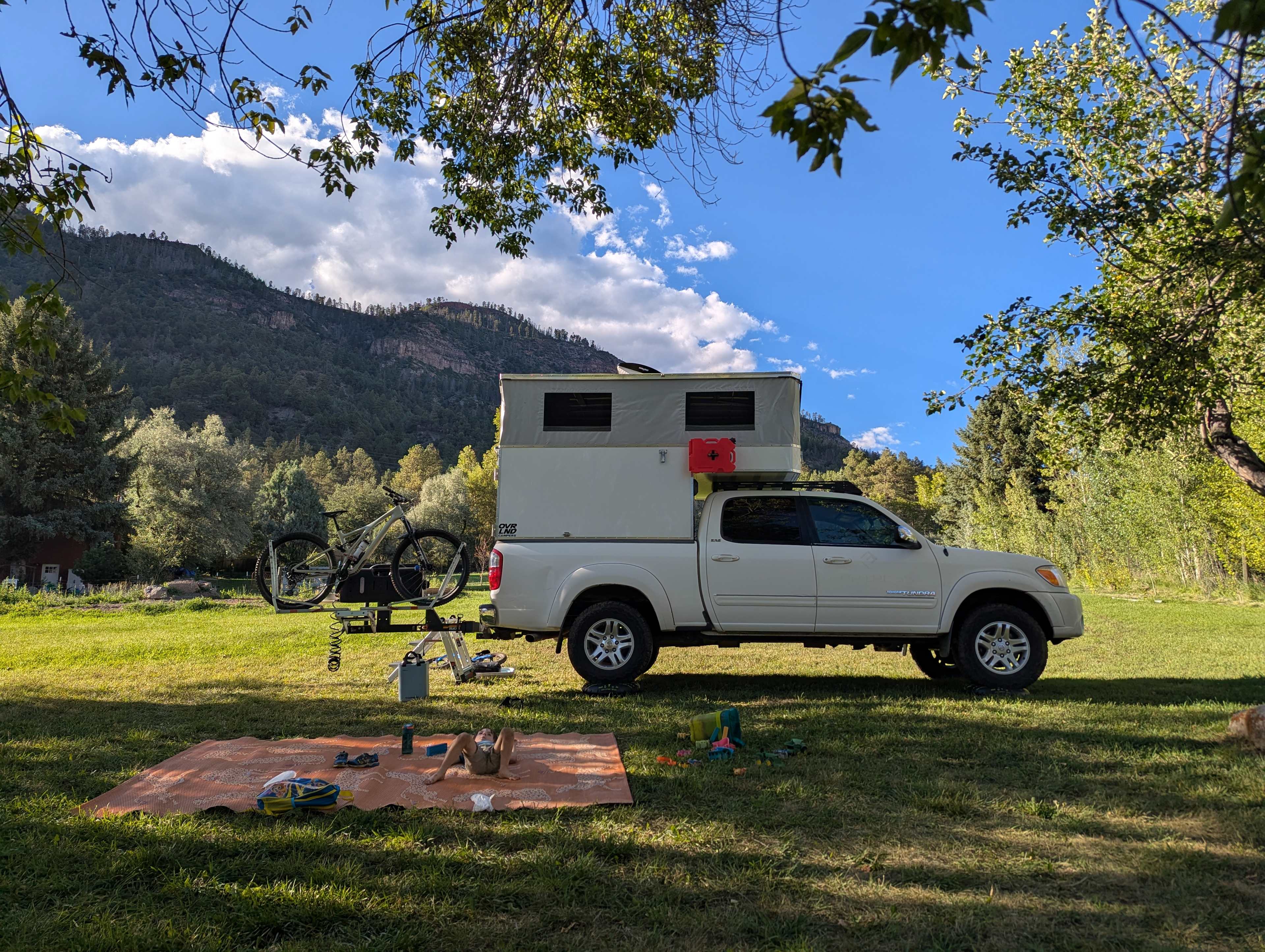 Animas River Valley red cliffs