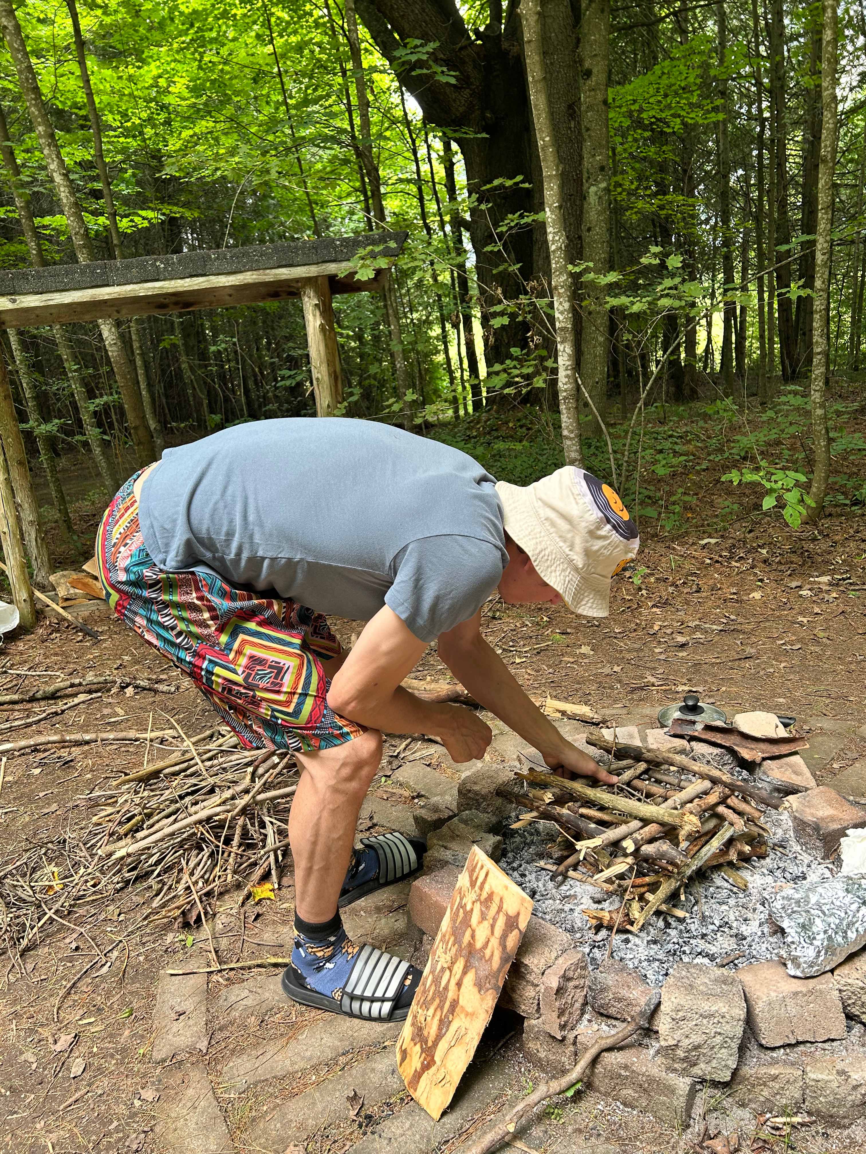Lots of meals on the fire!