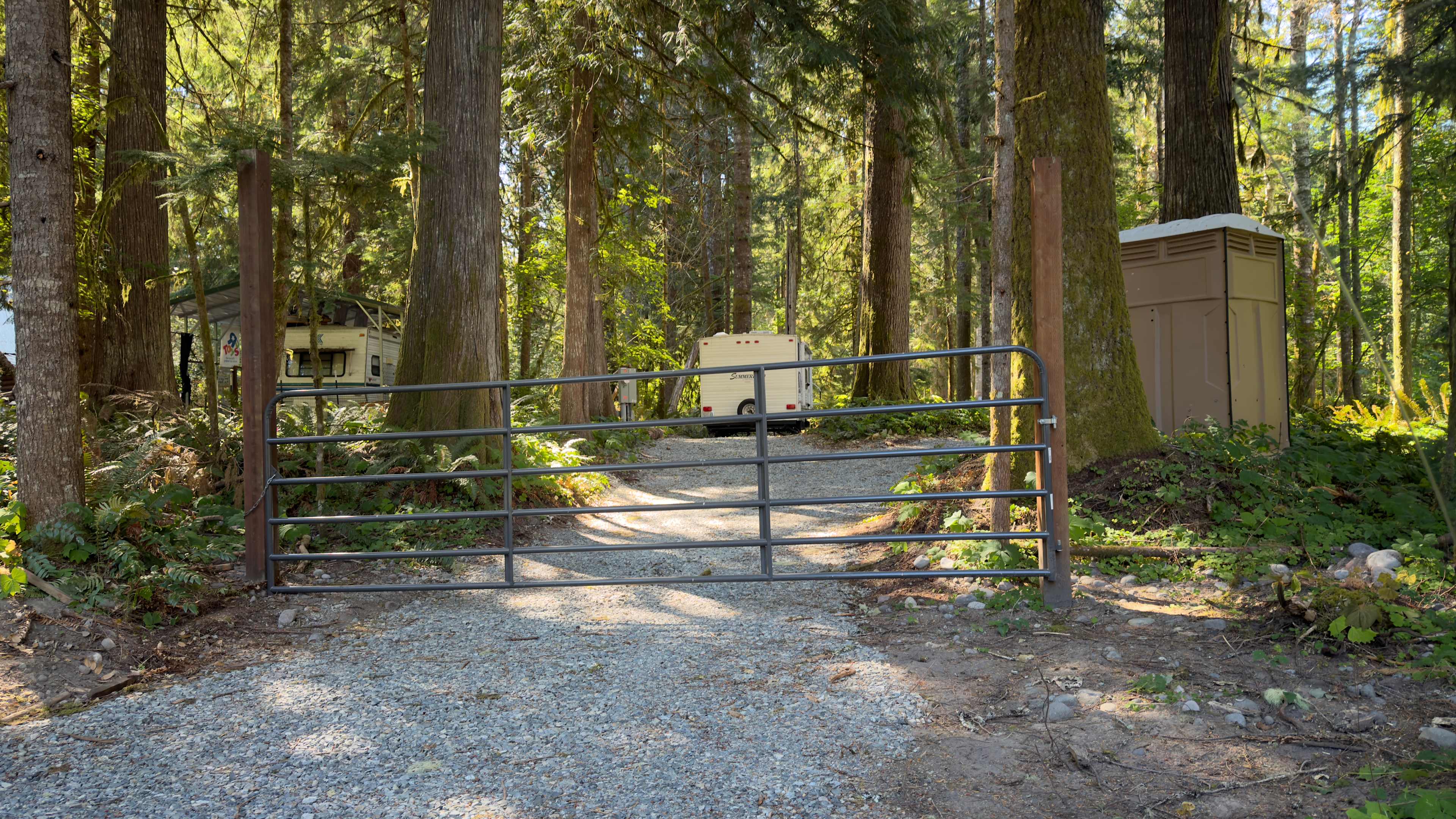 Gate Entrance (sharing cause there is no sign)