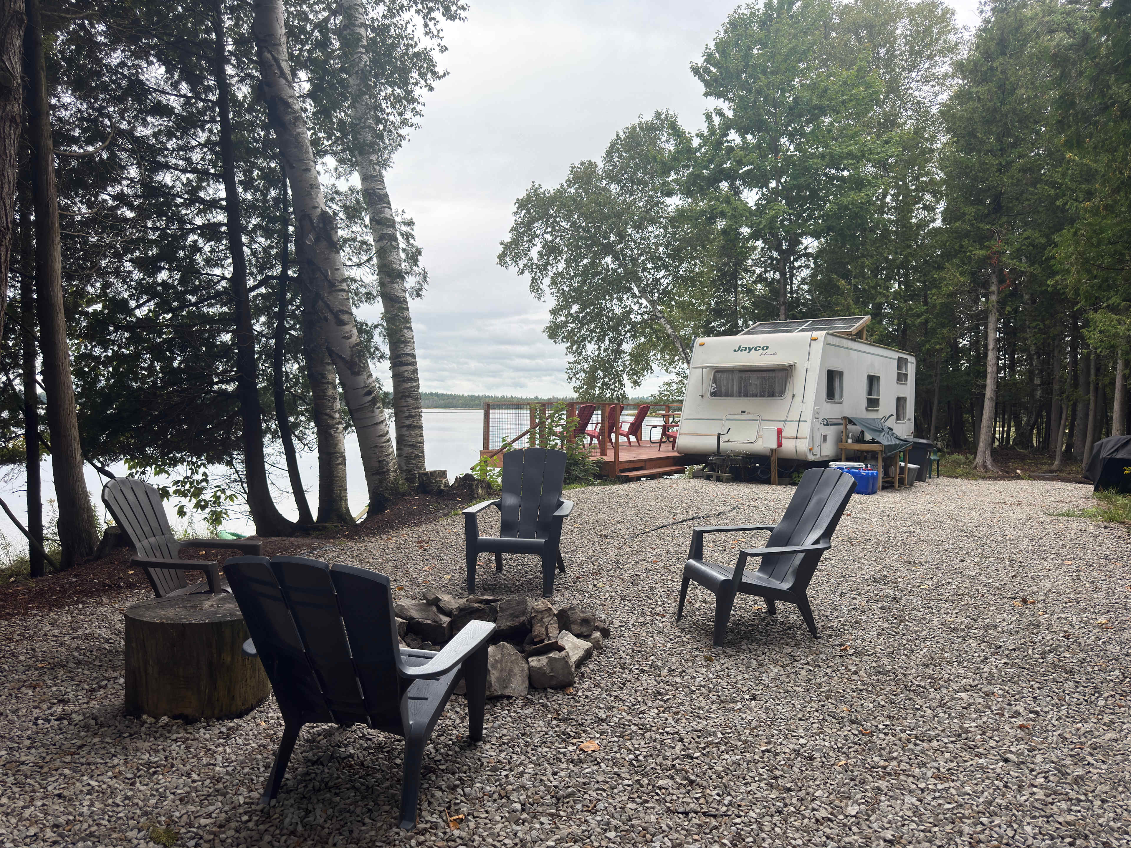 Cabin/Campers on Lake