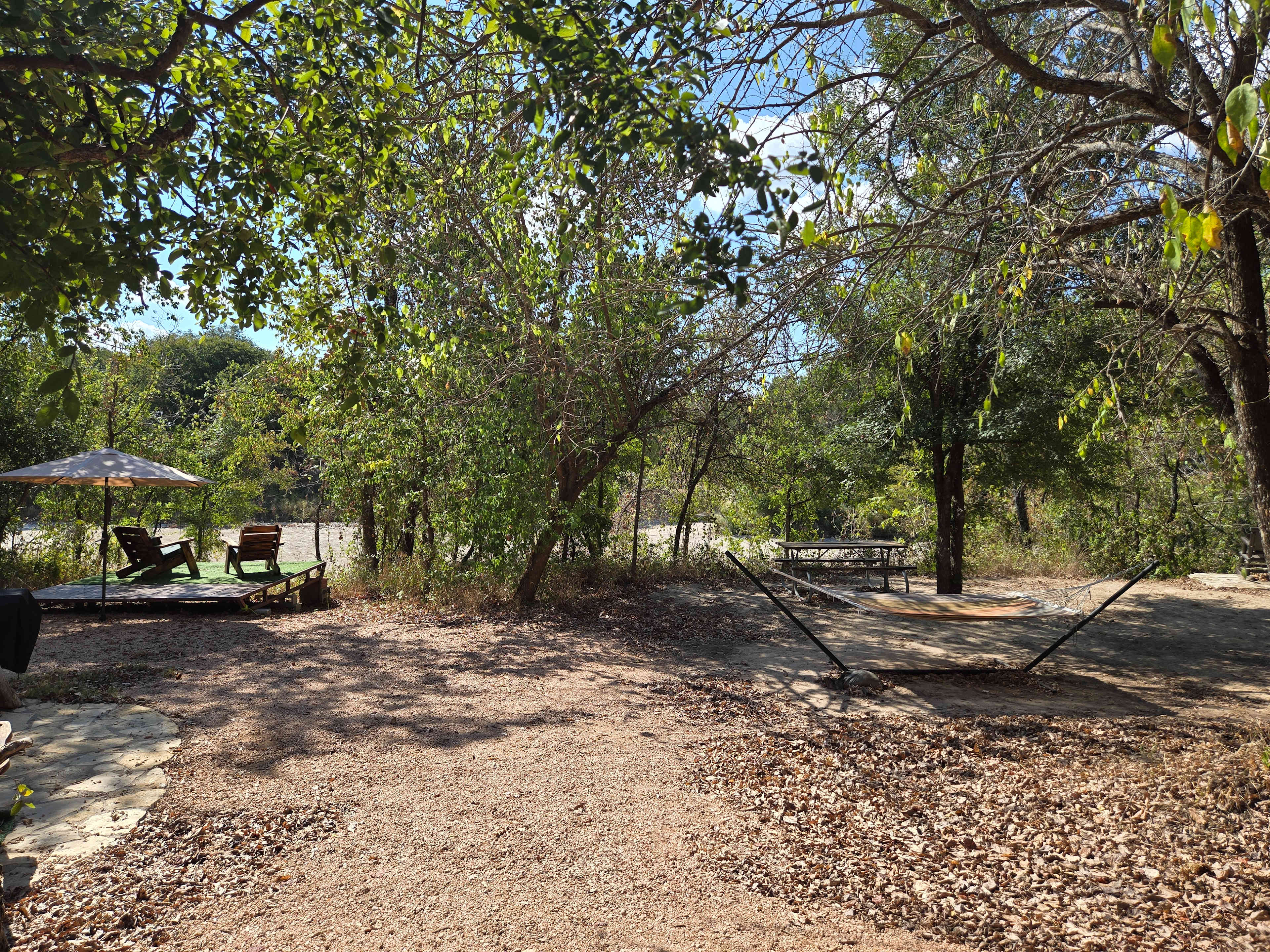 Pecans on the Paluxy - River Views