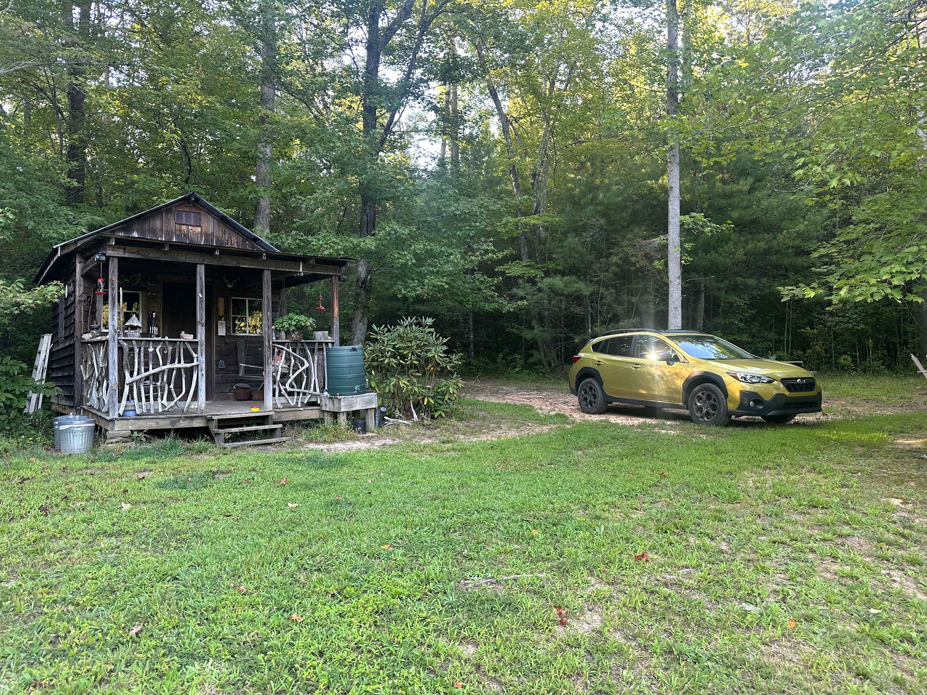 Attacoa Trace Primitive Cabin