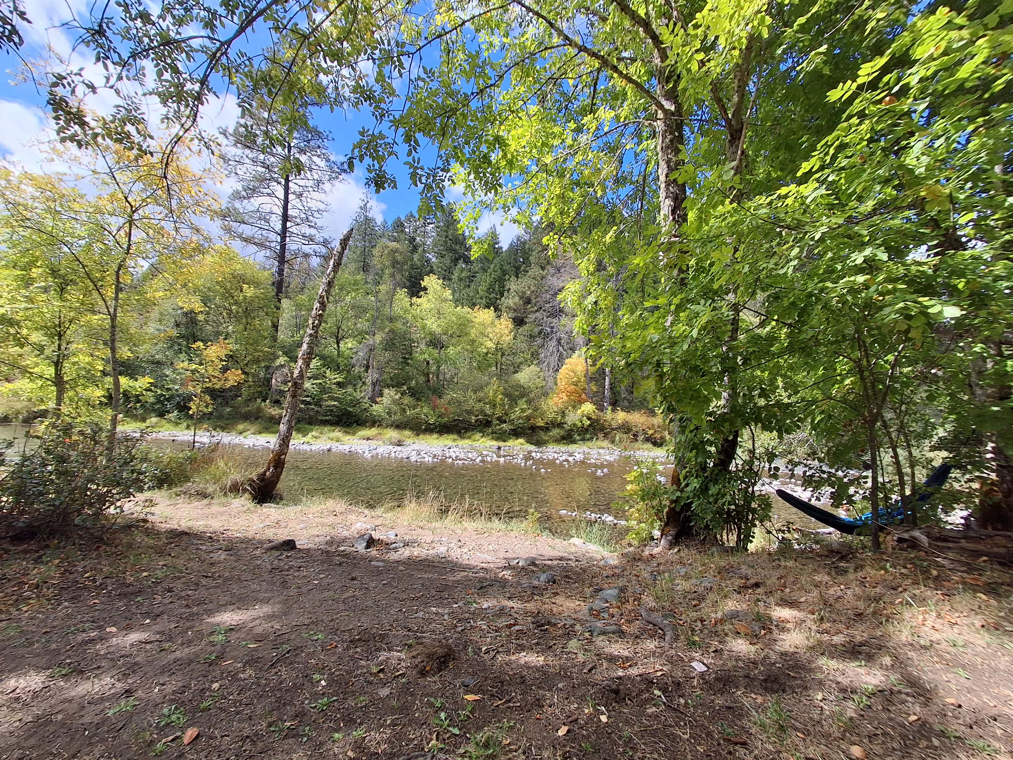 Bear's Illinois River Campsite