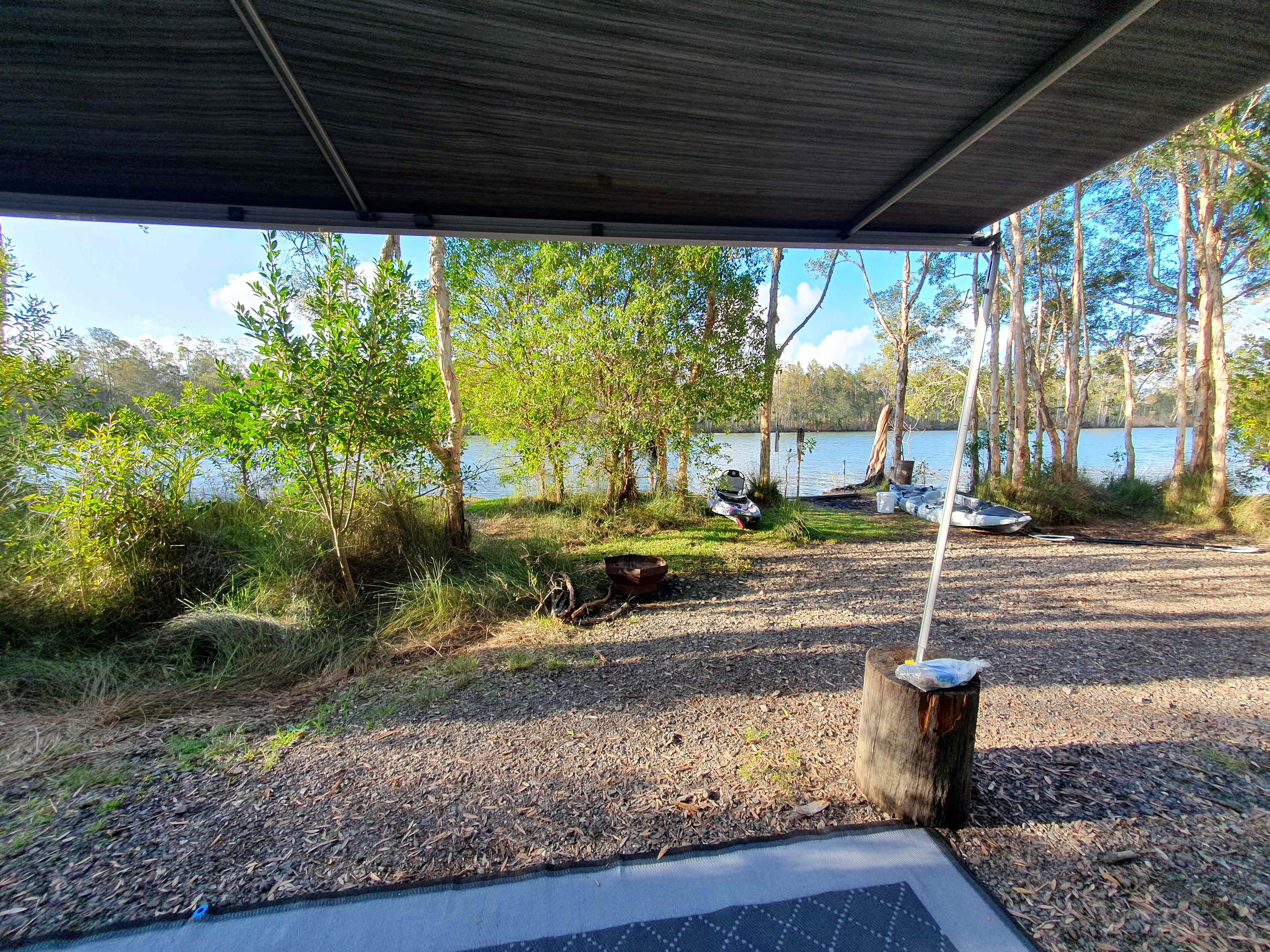 Noosa River Camping at Cooroibah