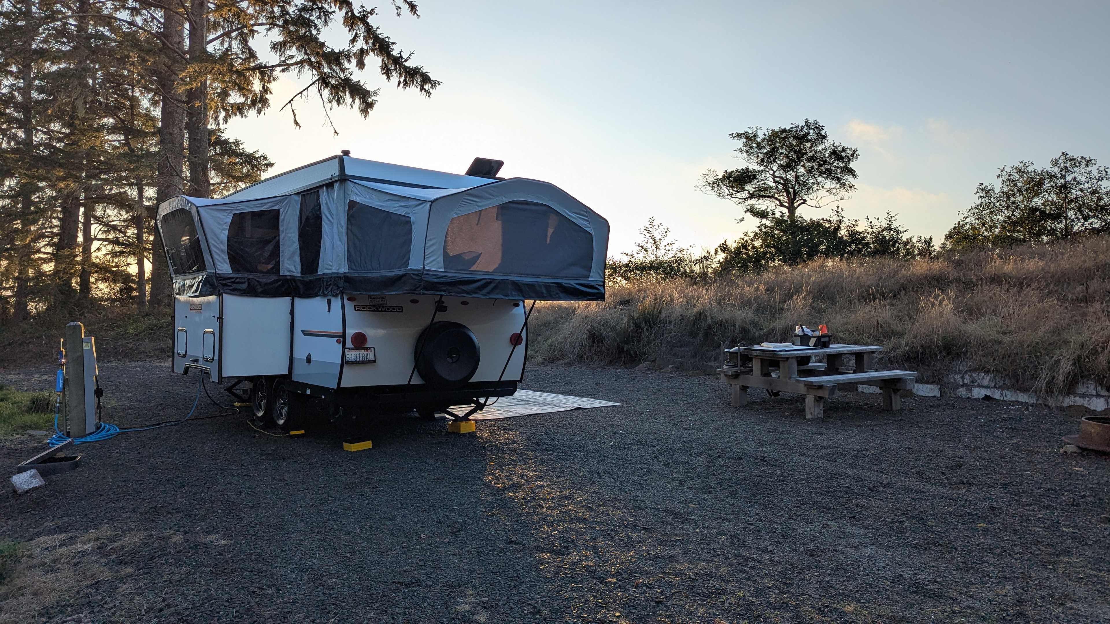 Unique Bay Front Camping - RV ONLY