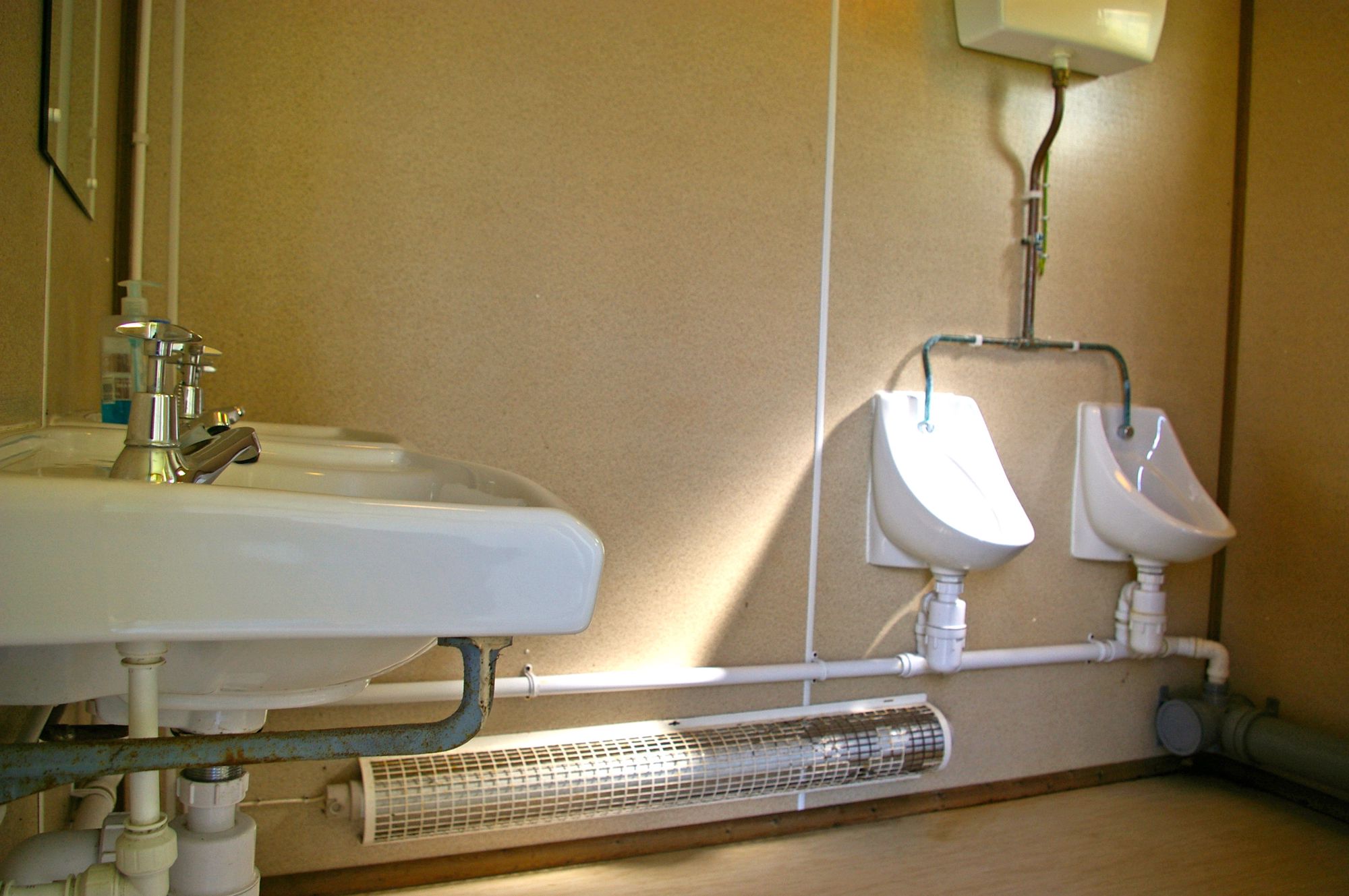 If you like your skies blue, your views awe-inspiring, and your outdoor activities by the bucket load, then Fairlinch is going to be right up your street.