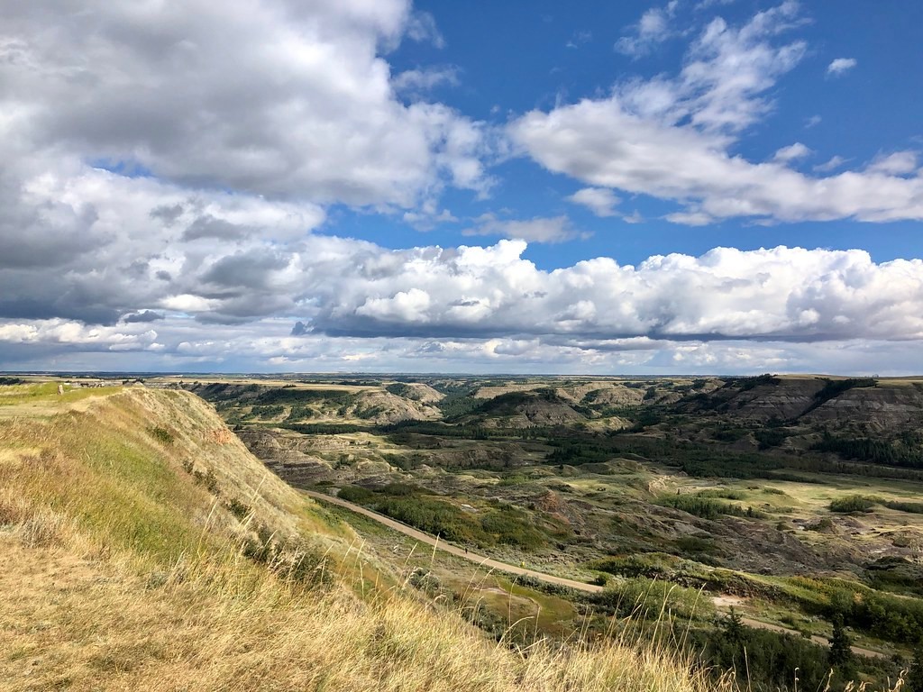 Dry Island Buffalo Jump Provincial Park