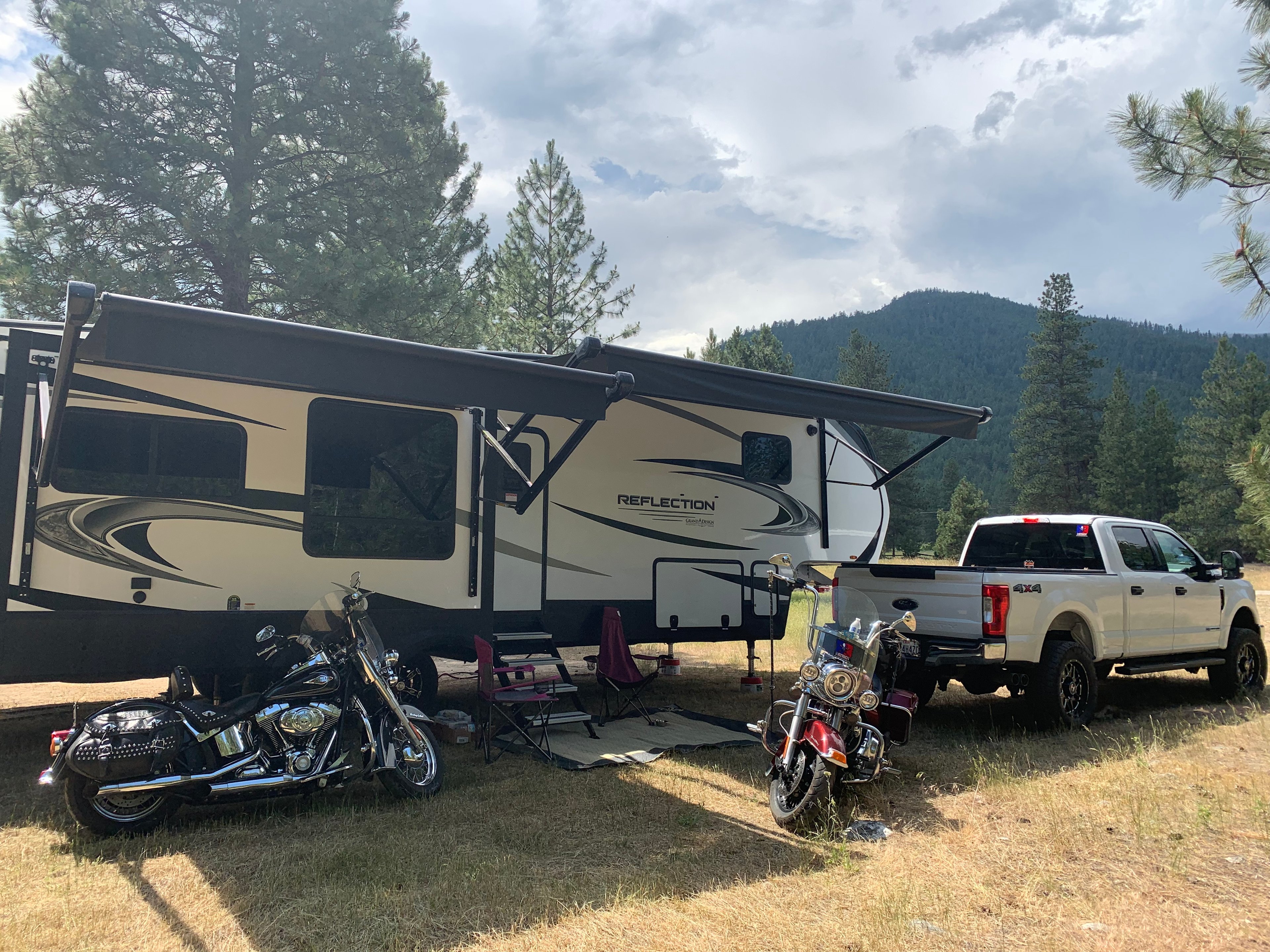 Just chillin before a much needed rain