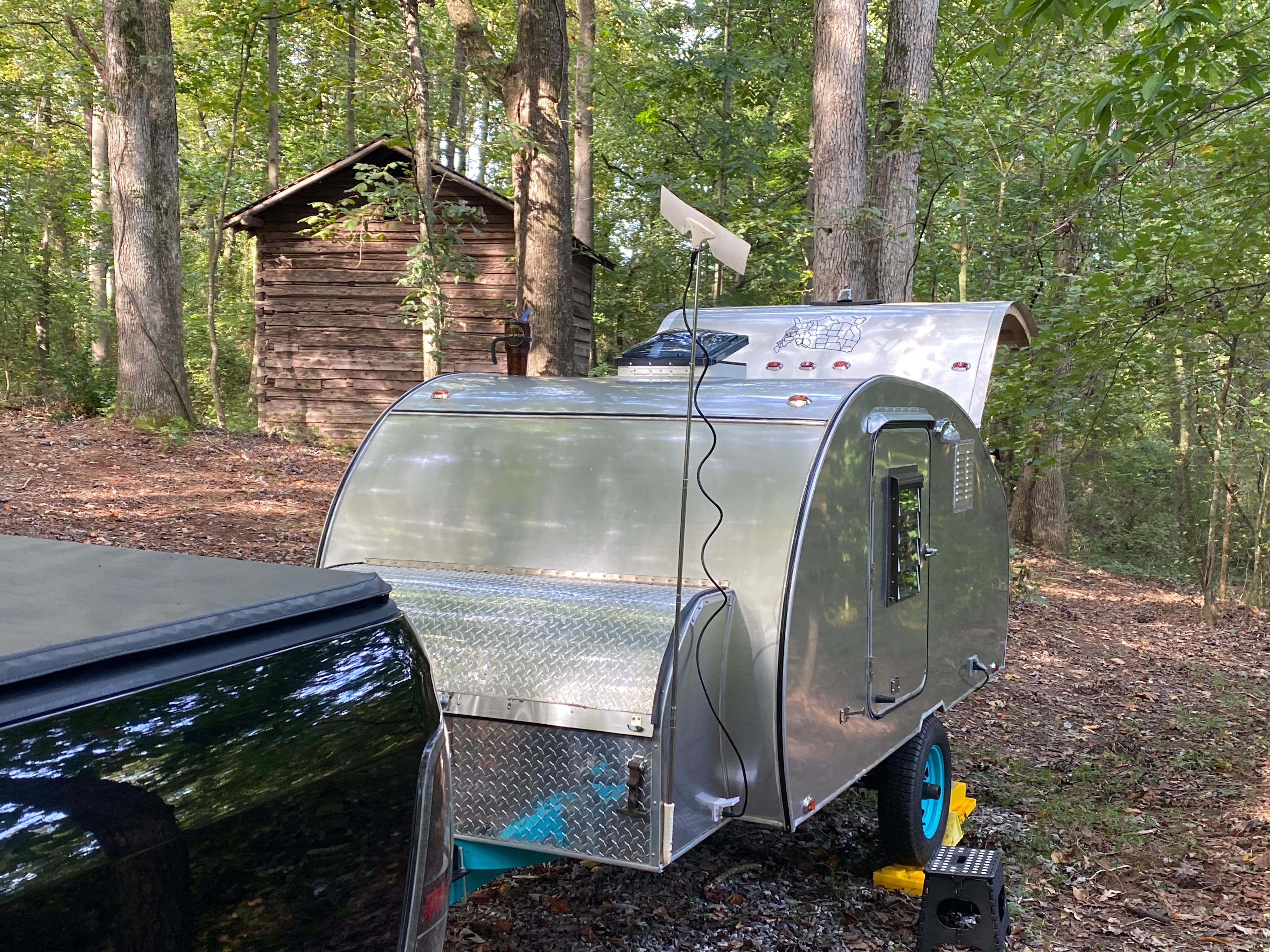 Eden Oaks Vineyard & Campground