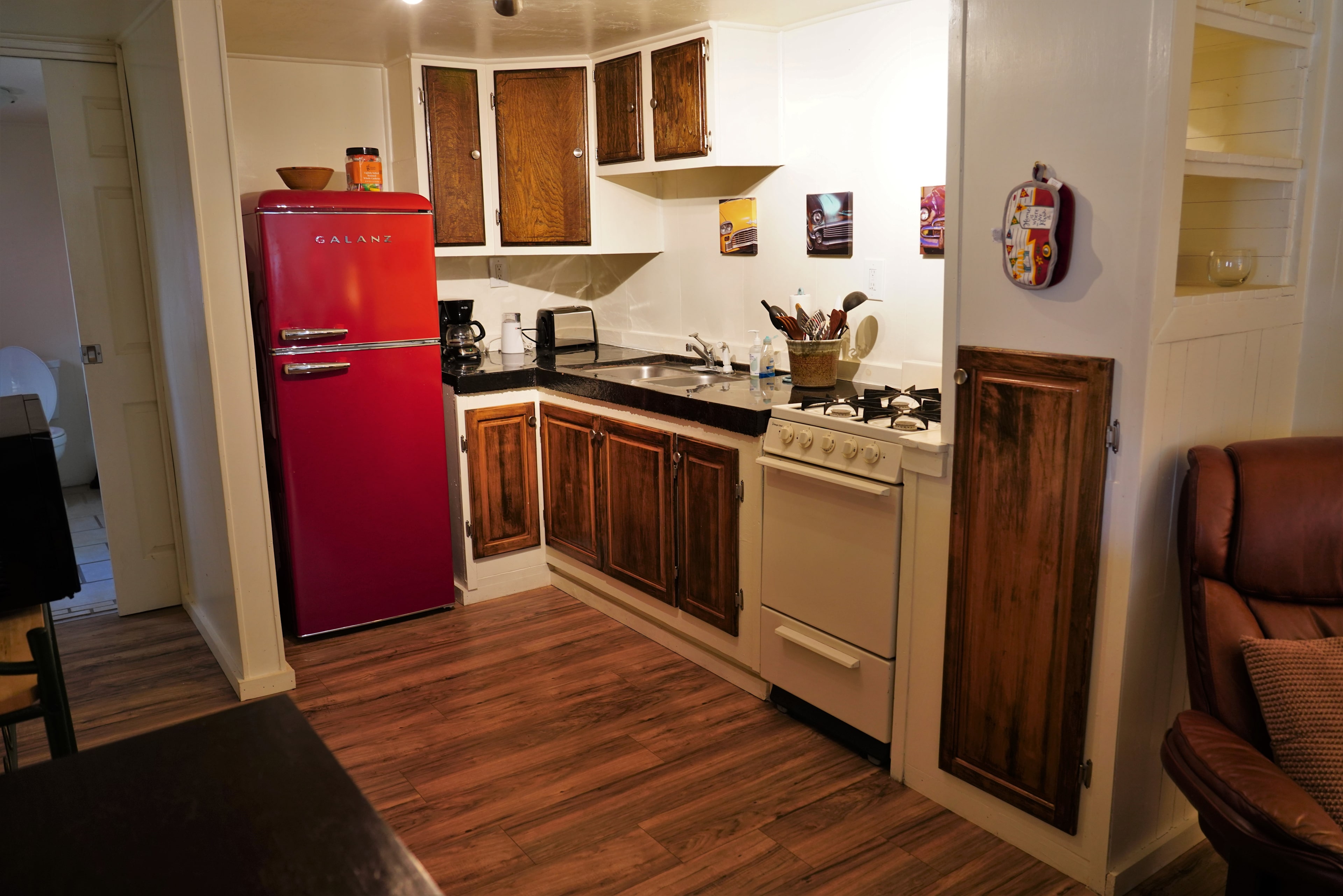 Nicely equipped kitchen!