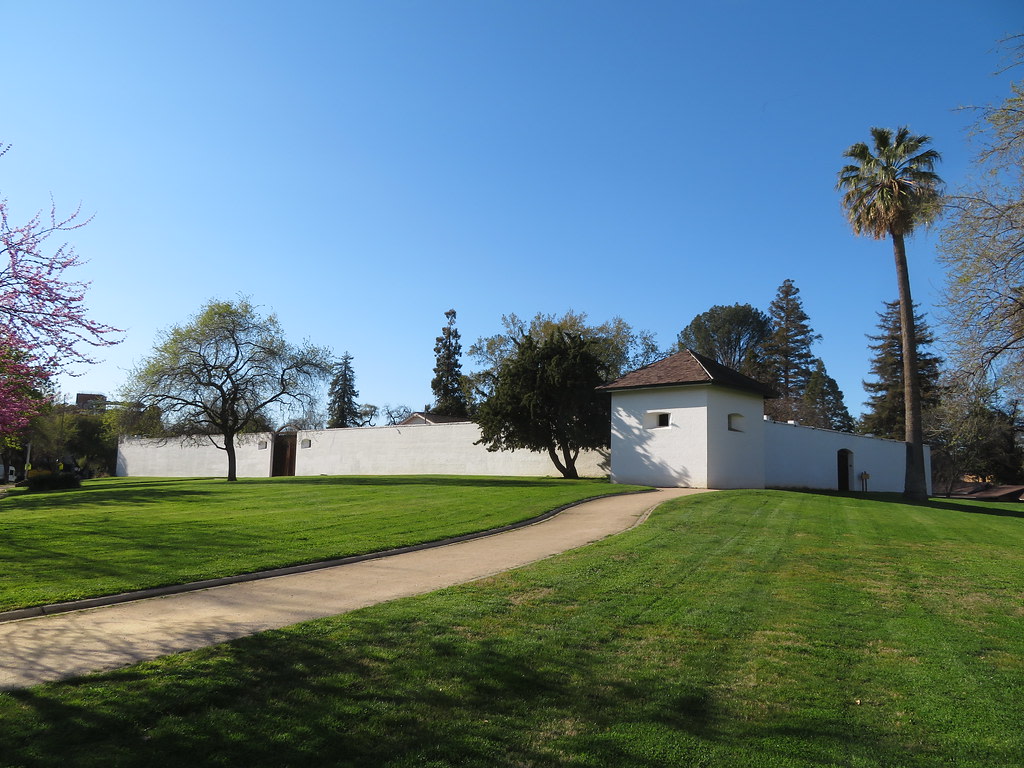 Sutter's Fort State Historic Park