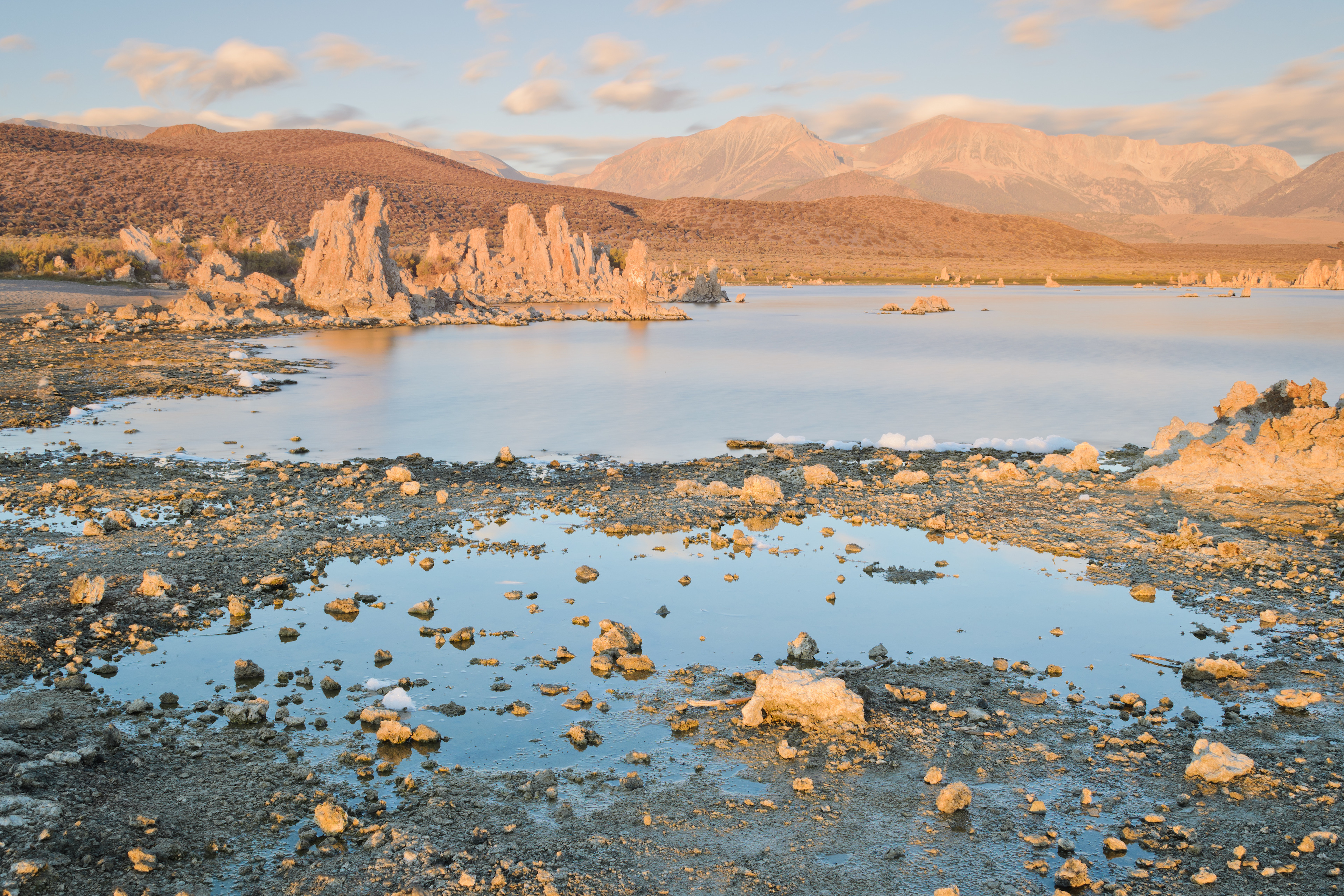 Mono Lake Tufa State Natural Reserve