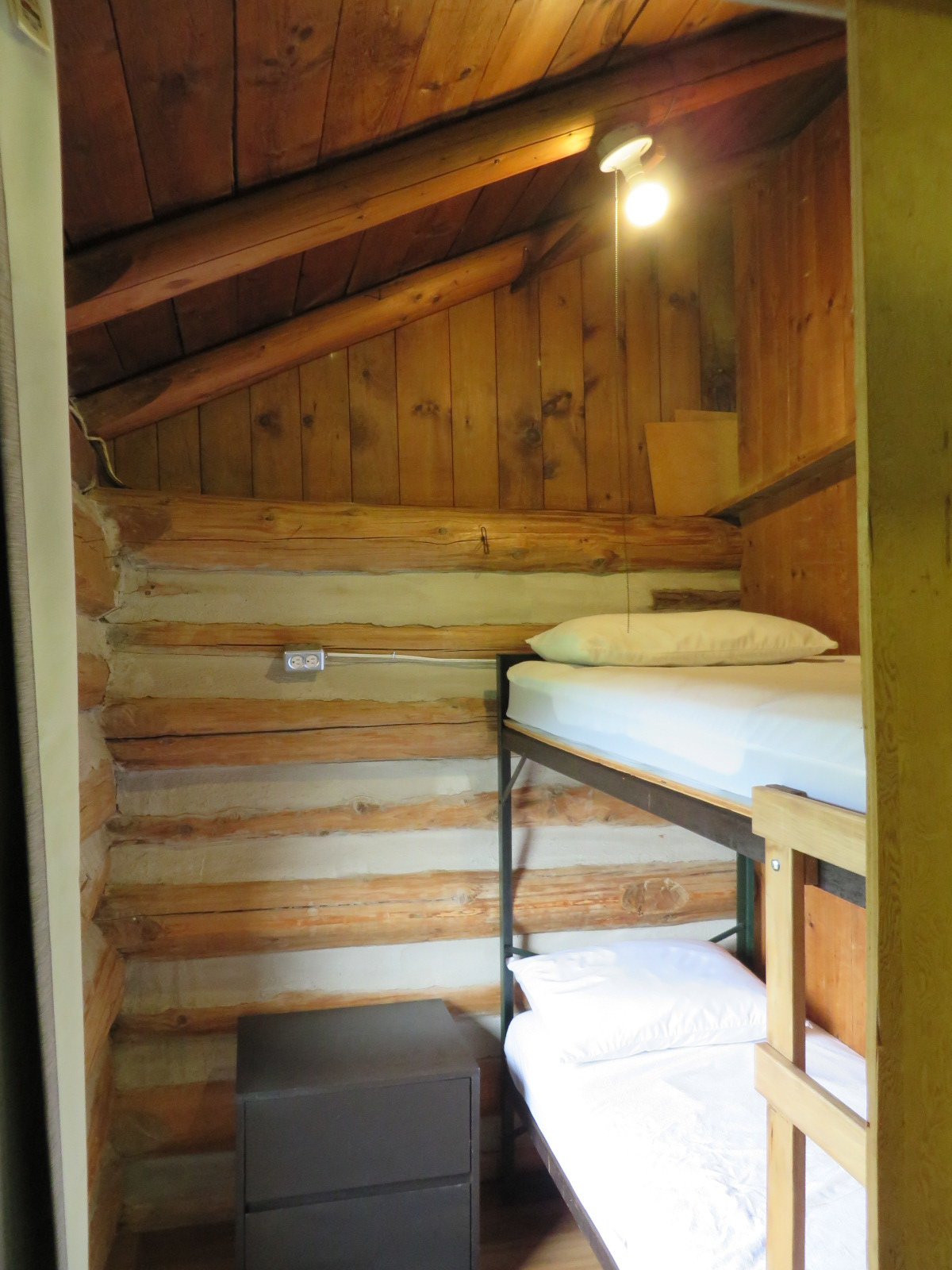2 bunks