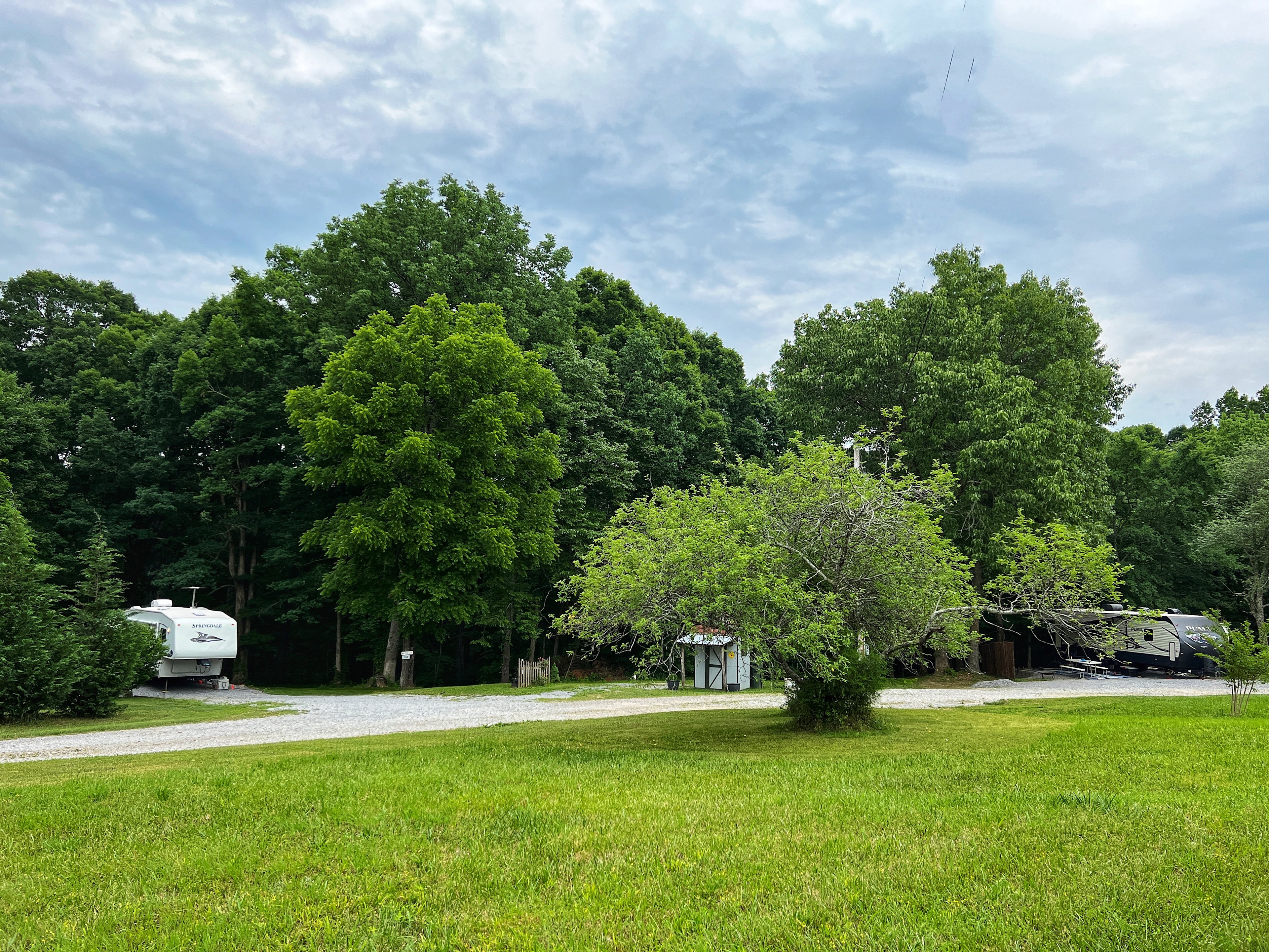 Maple Shade Farm full hookup site