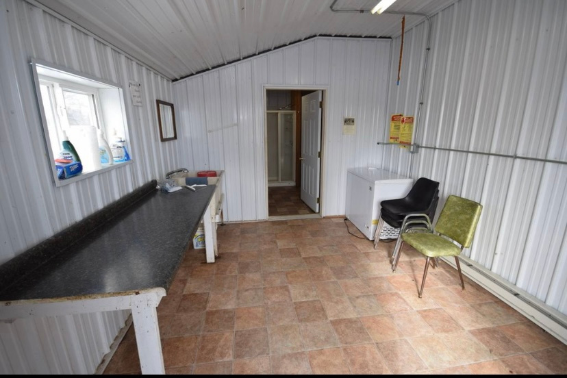 Red Side Inn and Campground