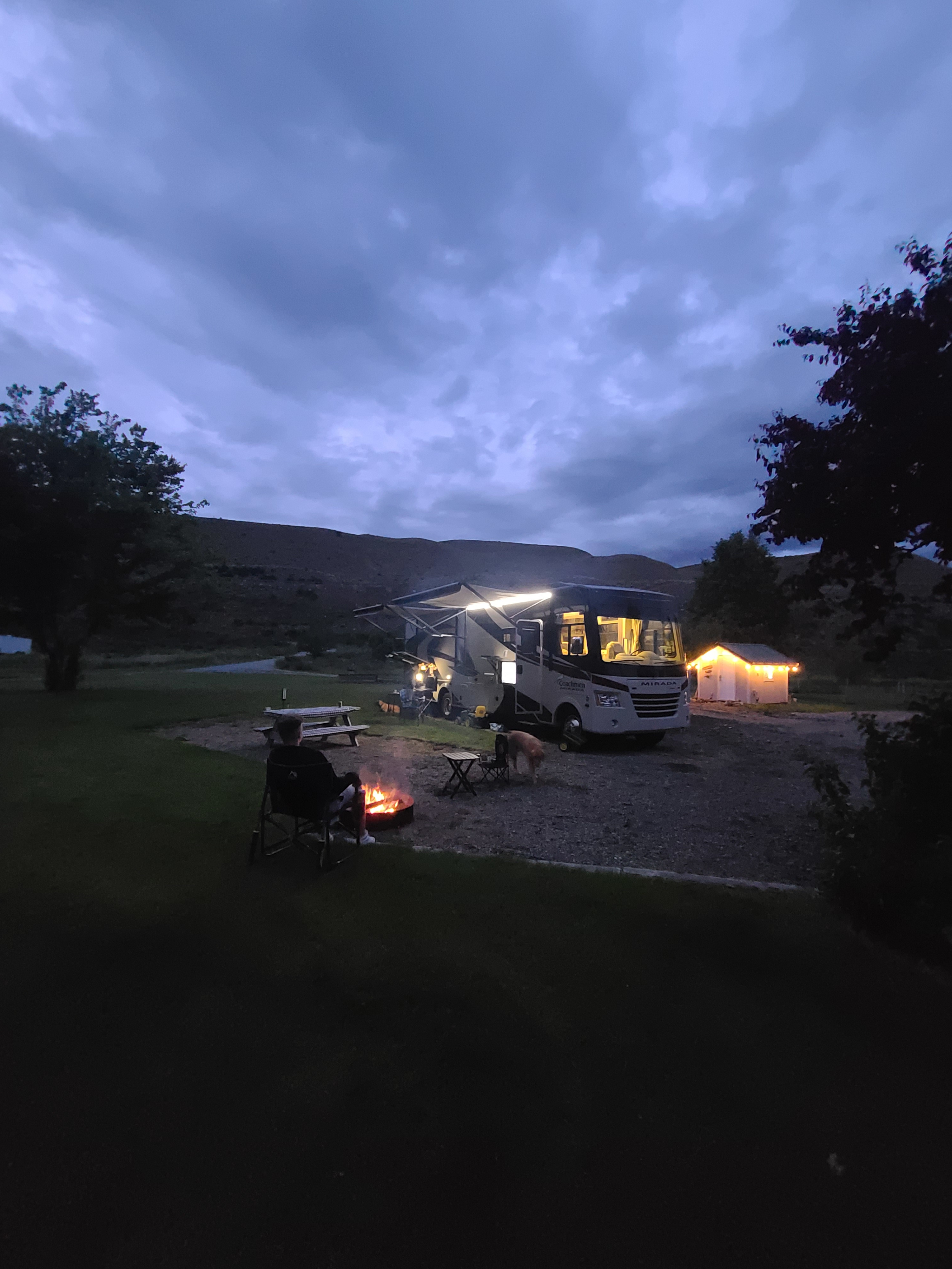 Kountry Riverside Hideaway