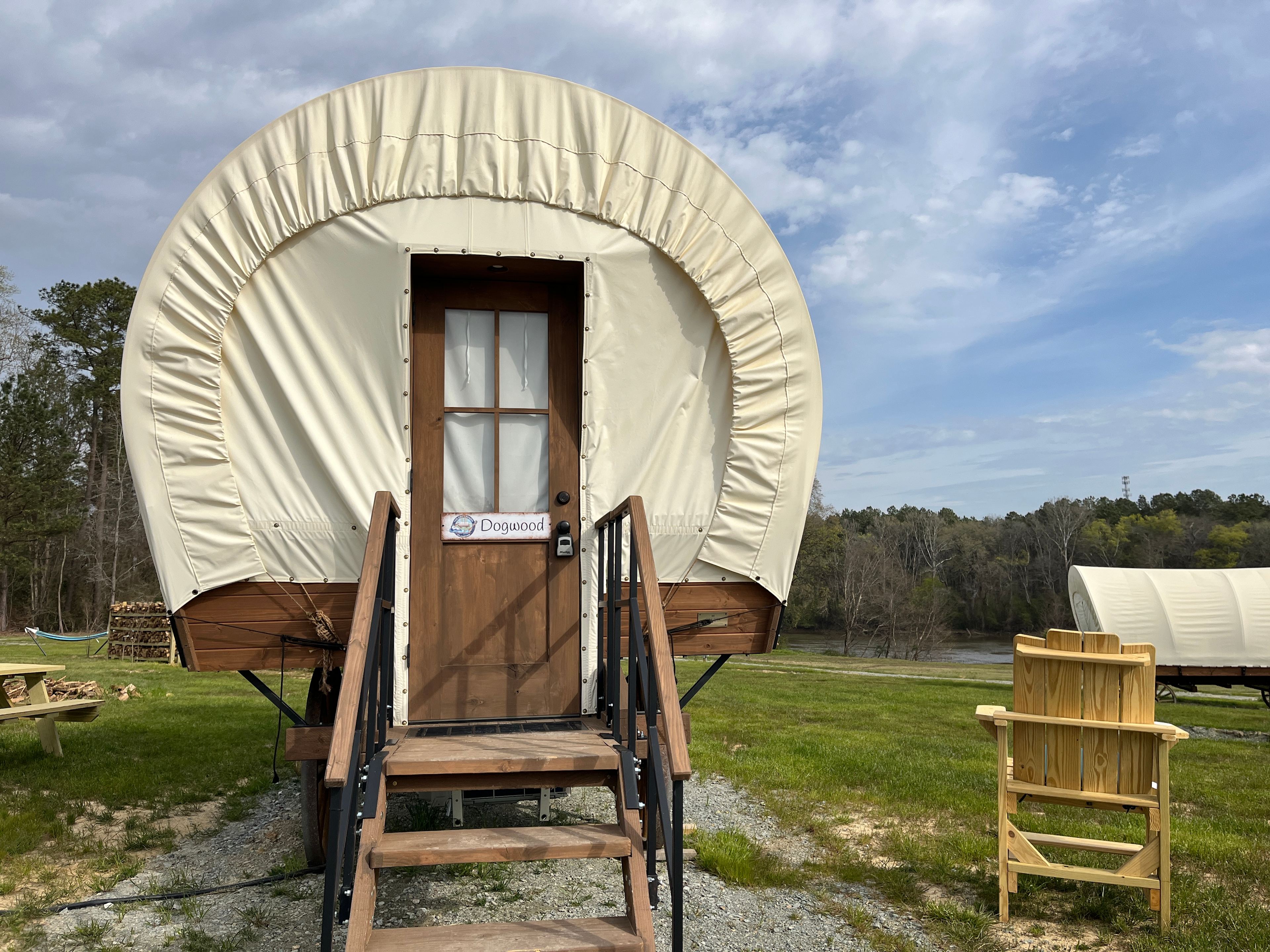 The Cozy Heron Glamping