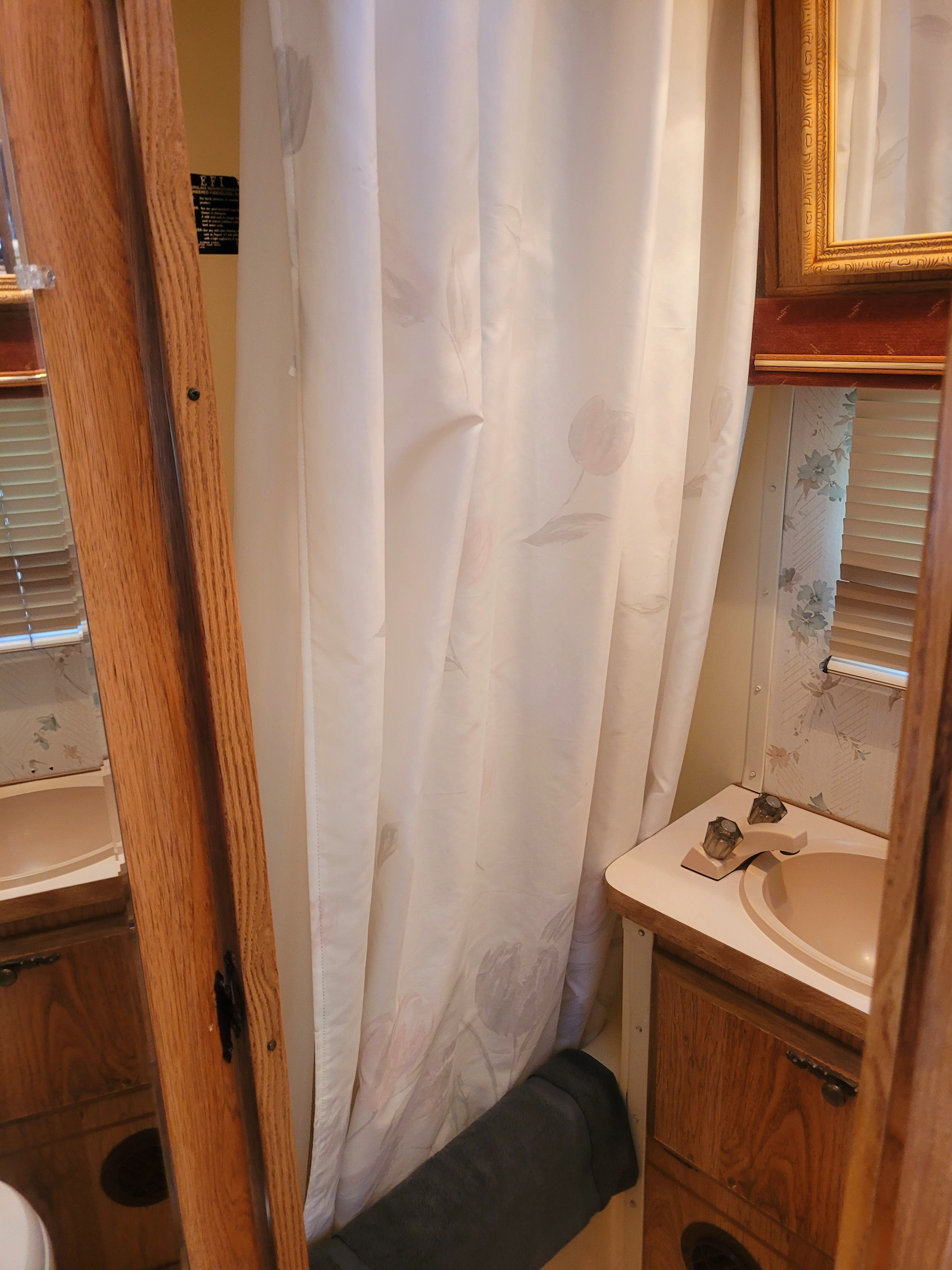 Nature's Roost/  Glamping KRV