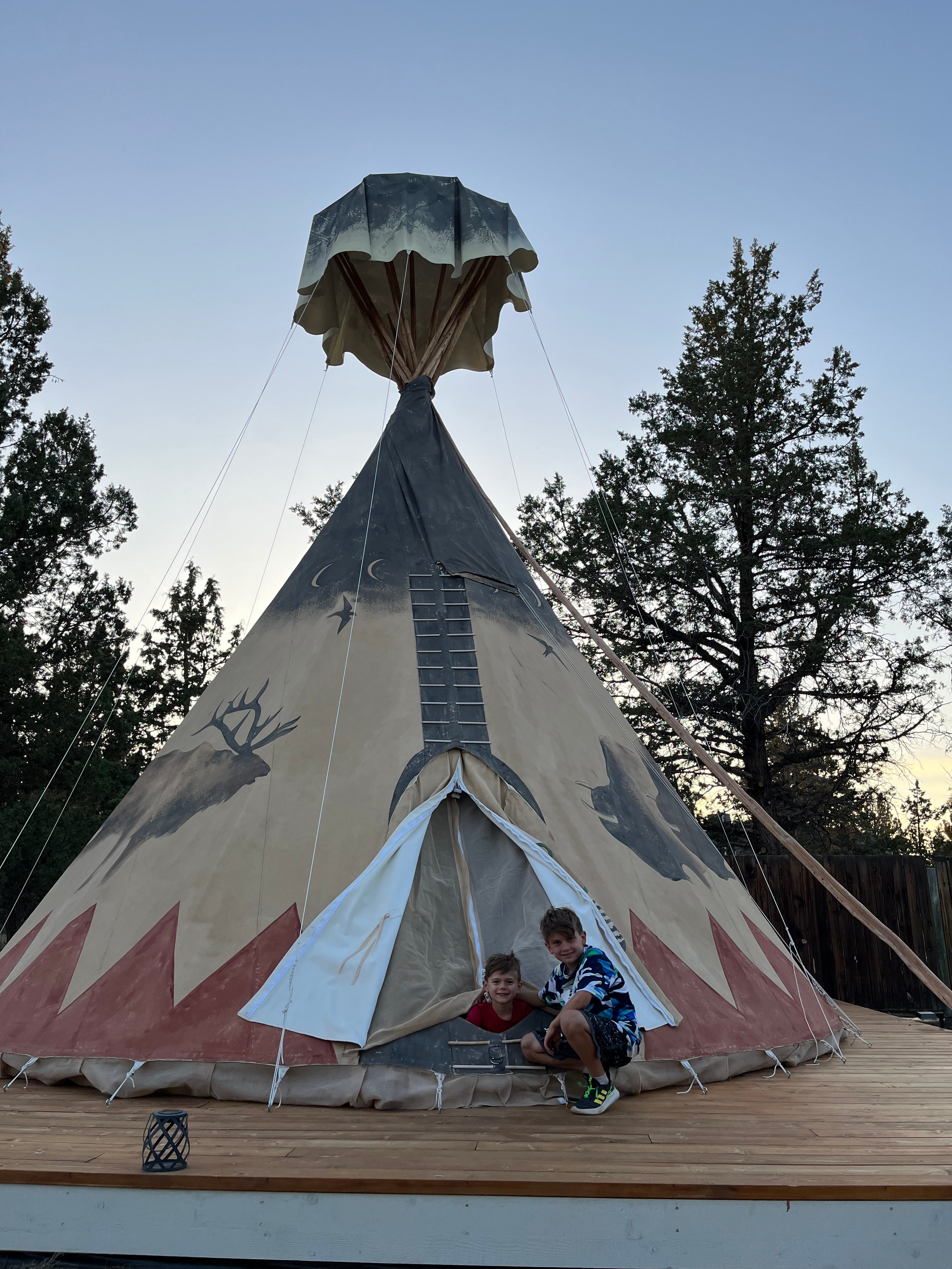 Here we are at the tipi!