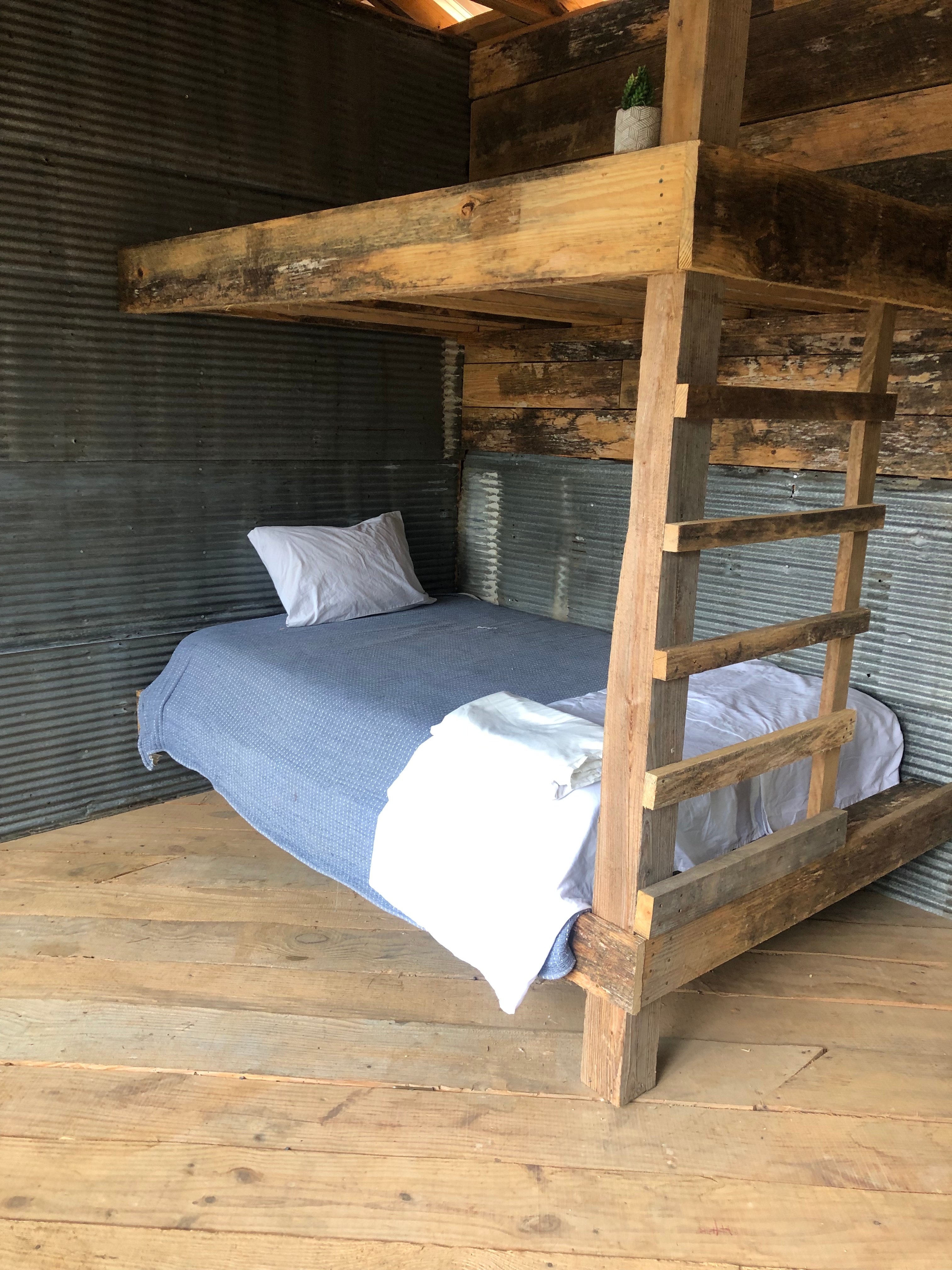 Savannah Lake Cabin