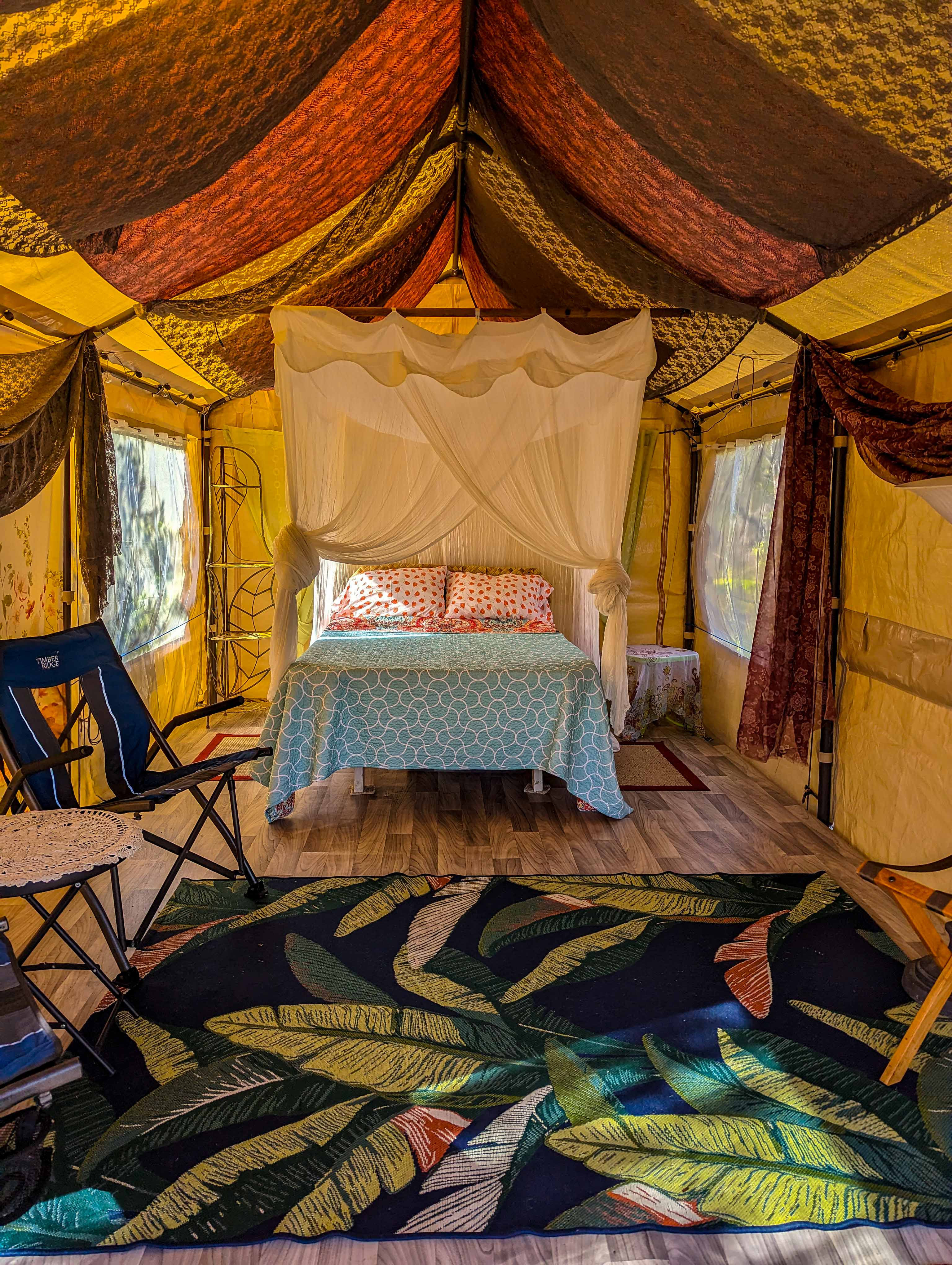 This is the tent room we are offering.