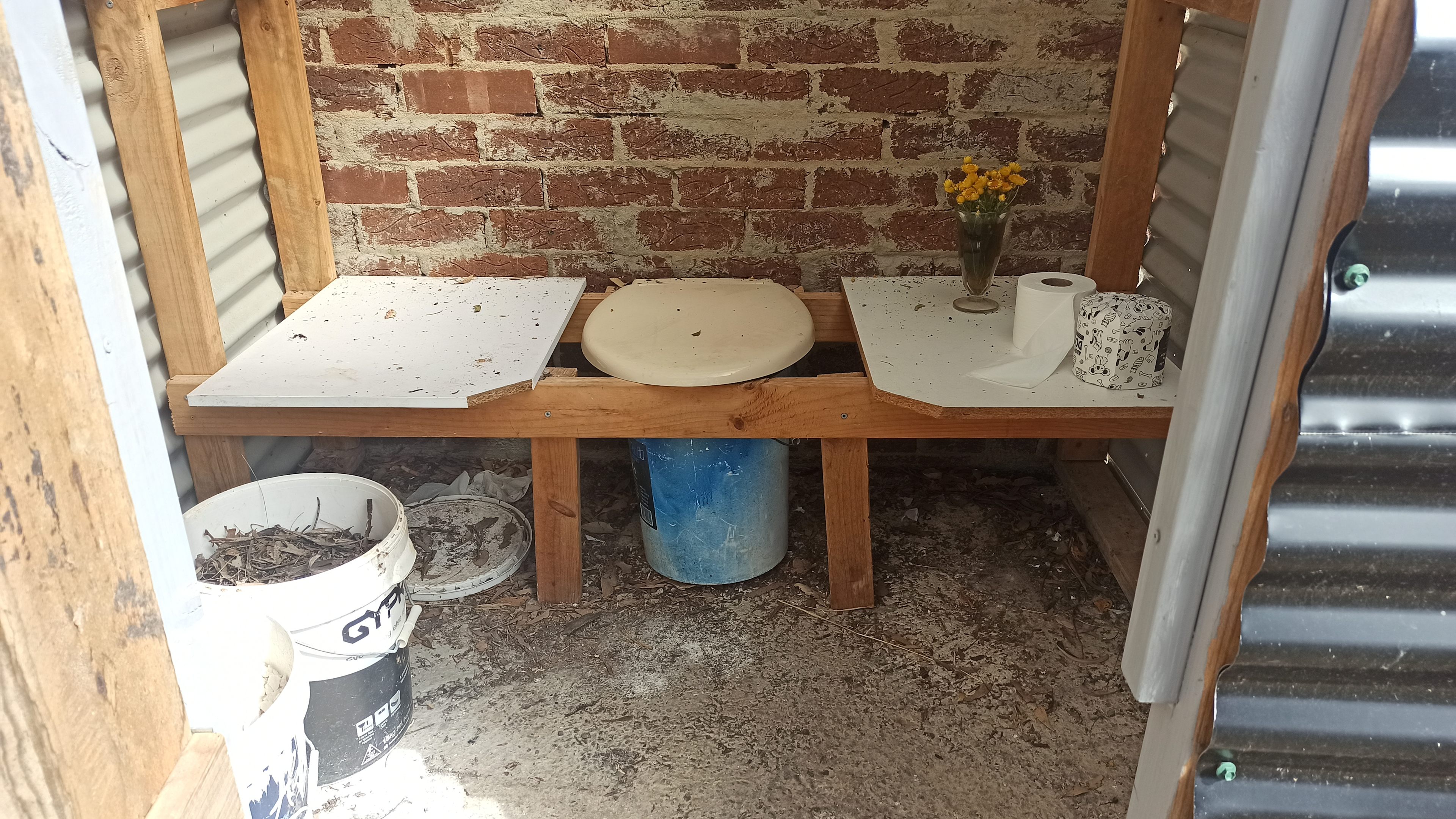 Lovely Bush Property