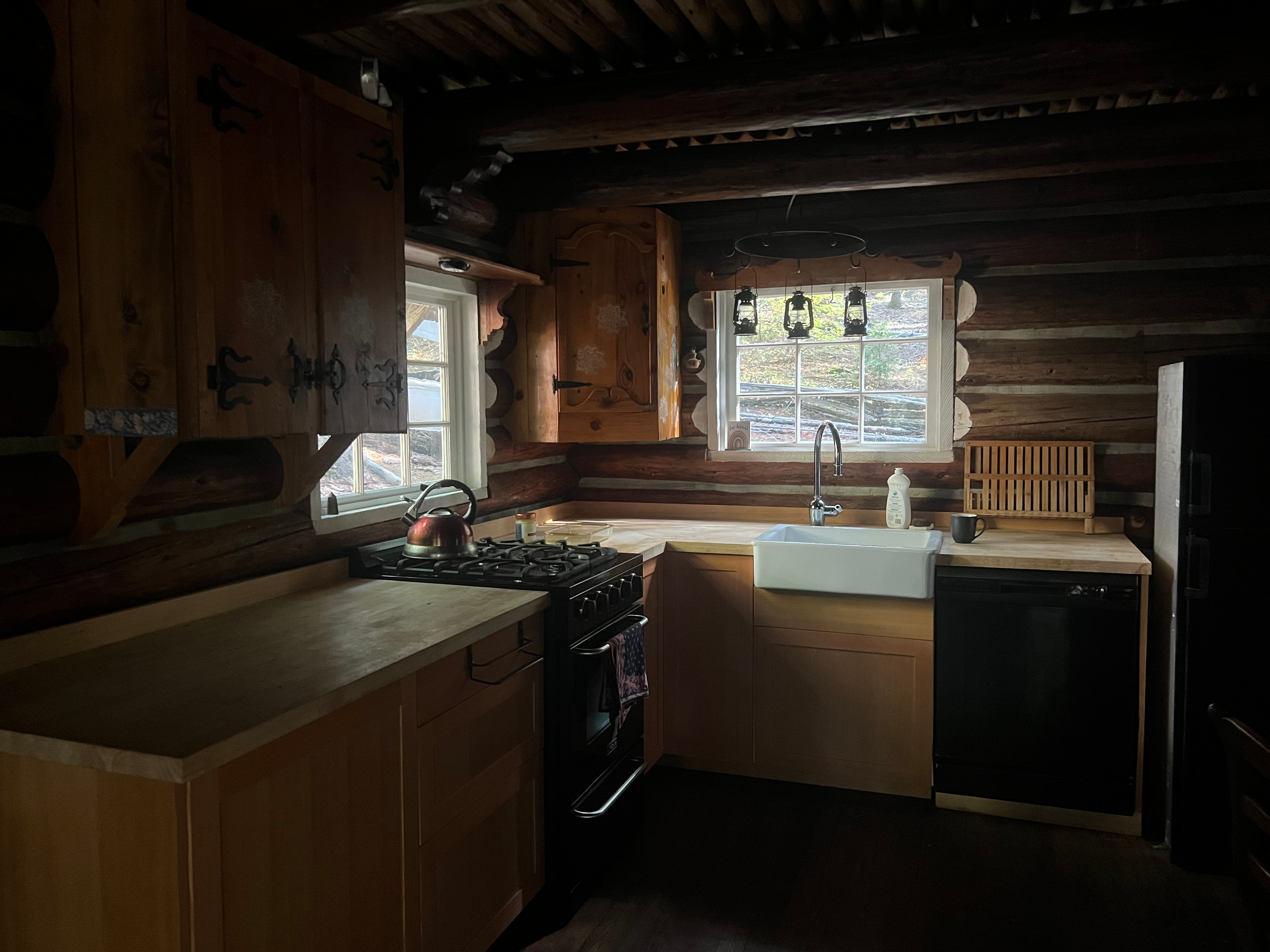 ✨Suzy’s Magic Lil Log Cabin✨✌🏻