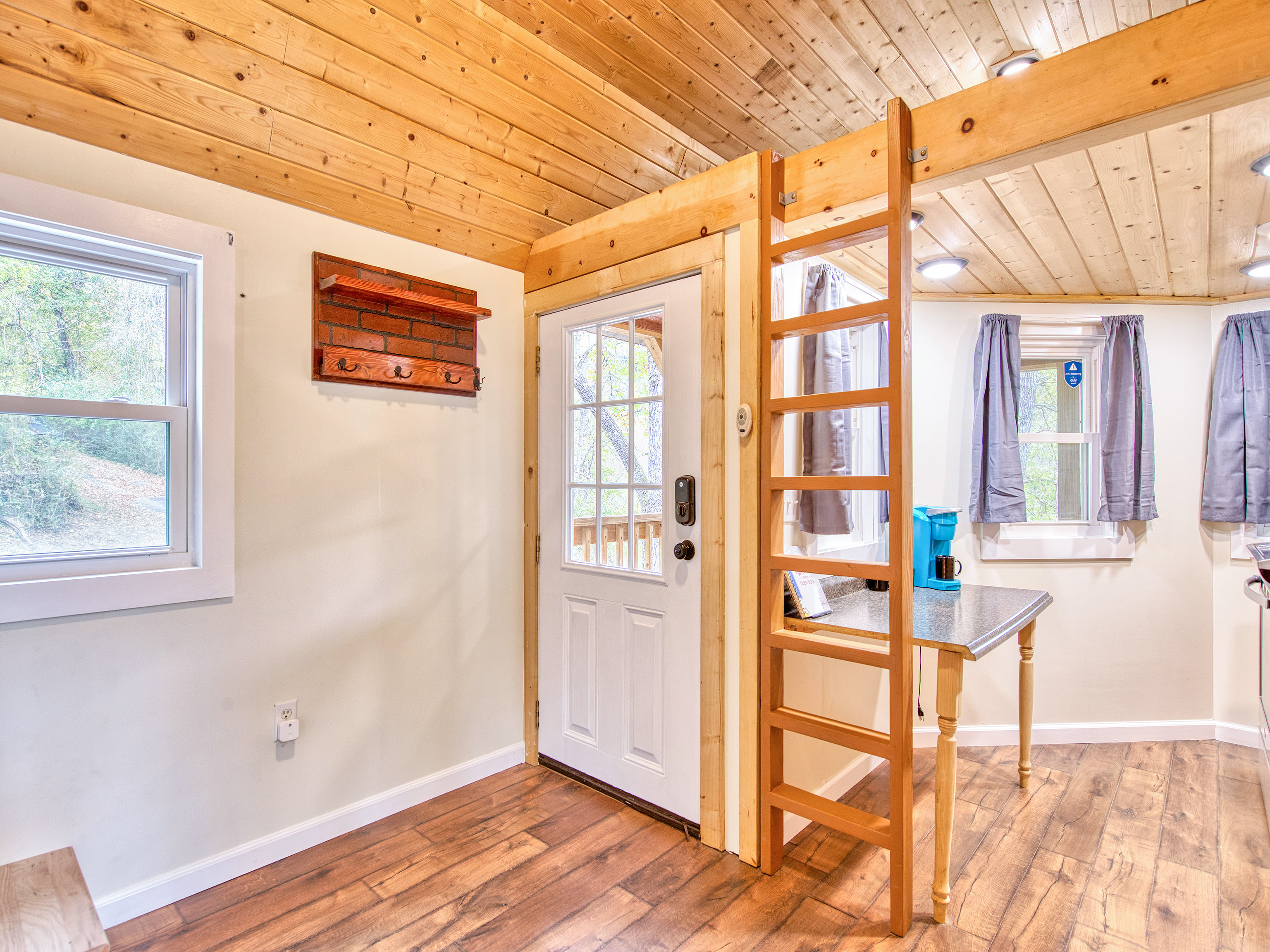 Casey Paradise Tiny Home Retreat