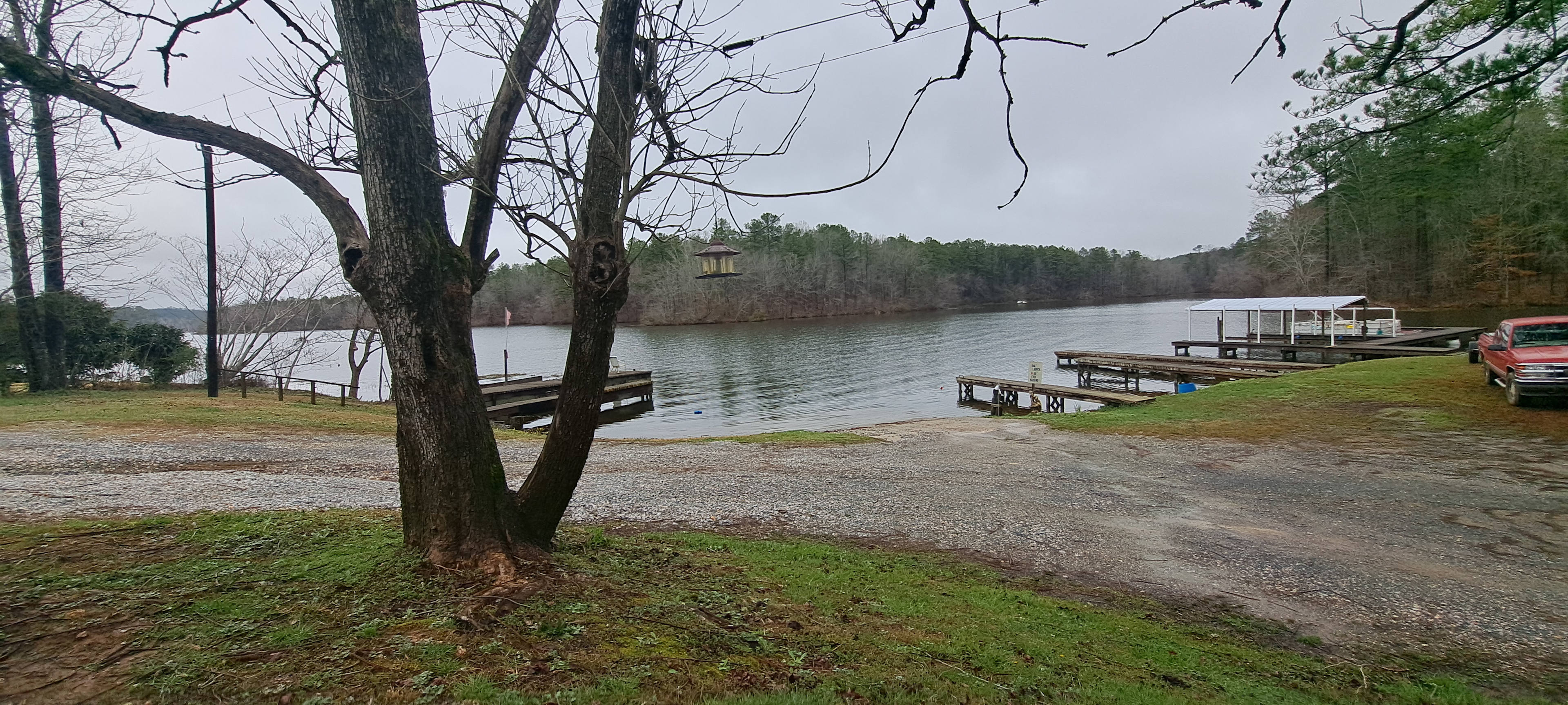 Lovelands Lakeside Camp & Market