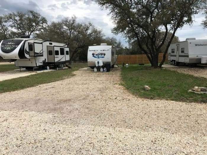 Medina River RV Park & Camping