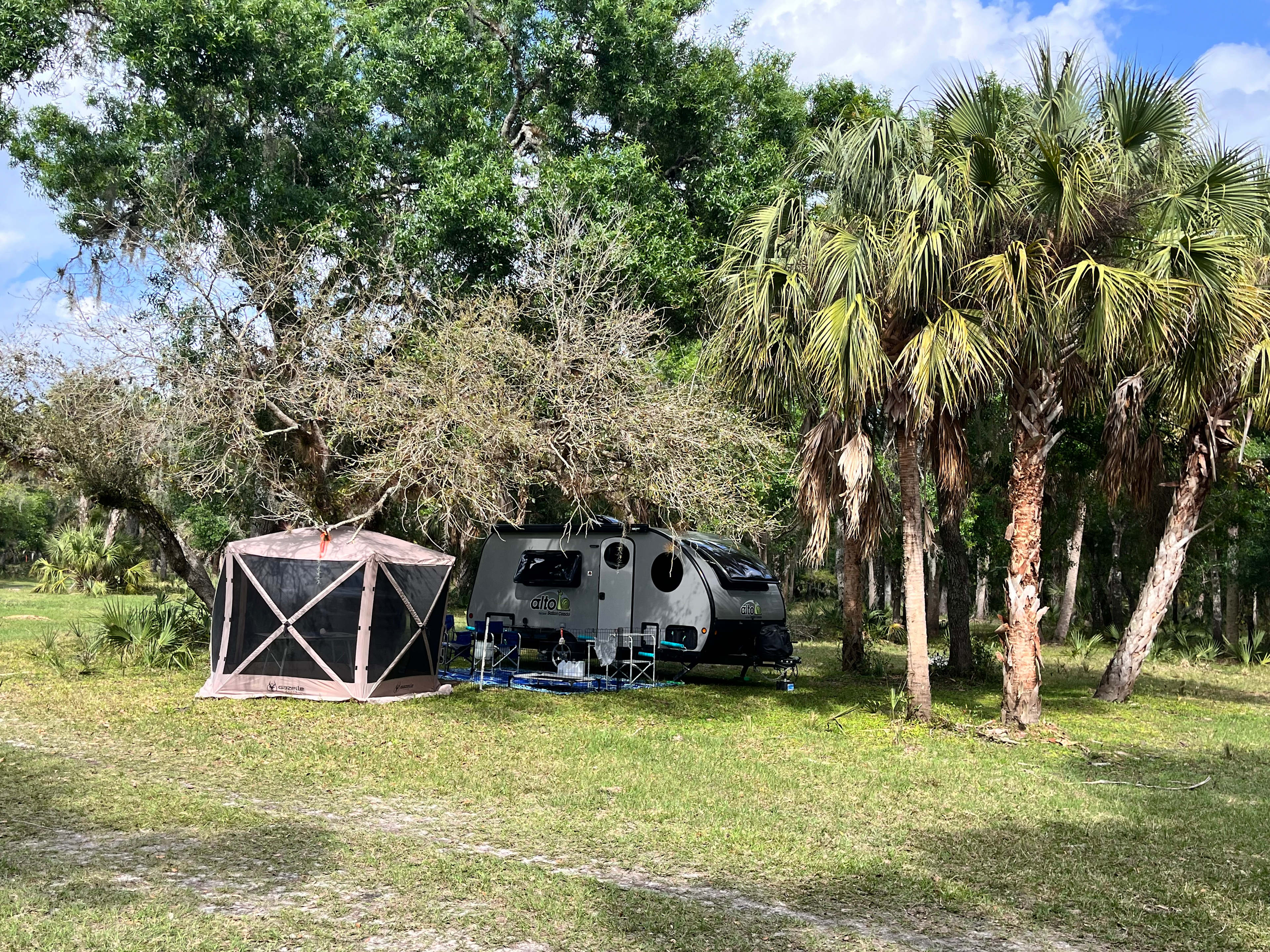 Can get shade or not, set up where you want on your large site