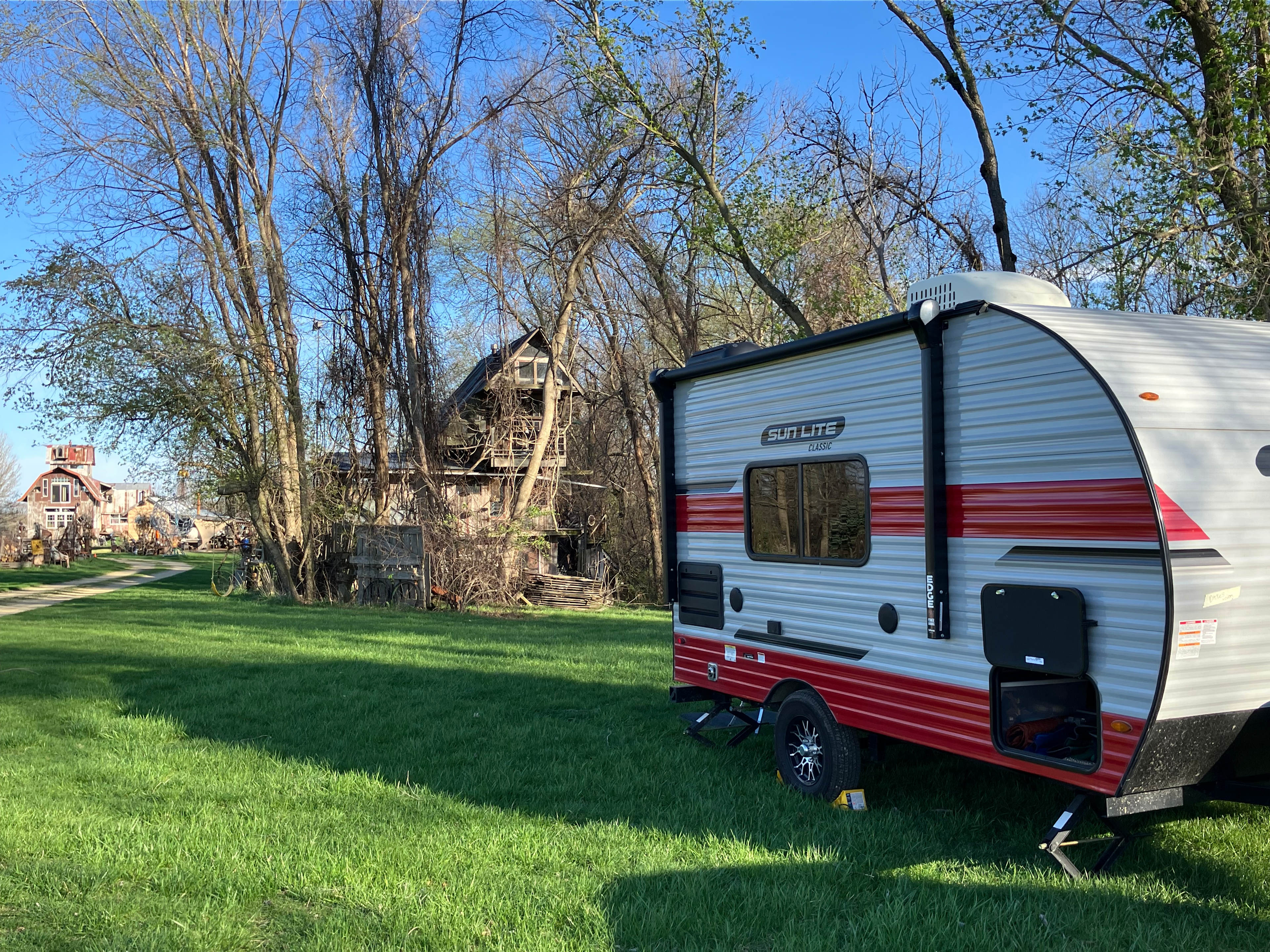 n*Everland Barnyard Camping