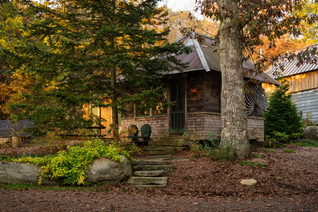 Hazelbrook Cabin at Full Plate Farm