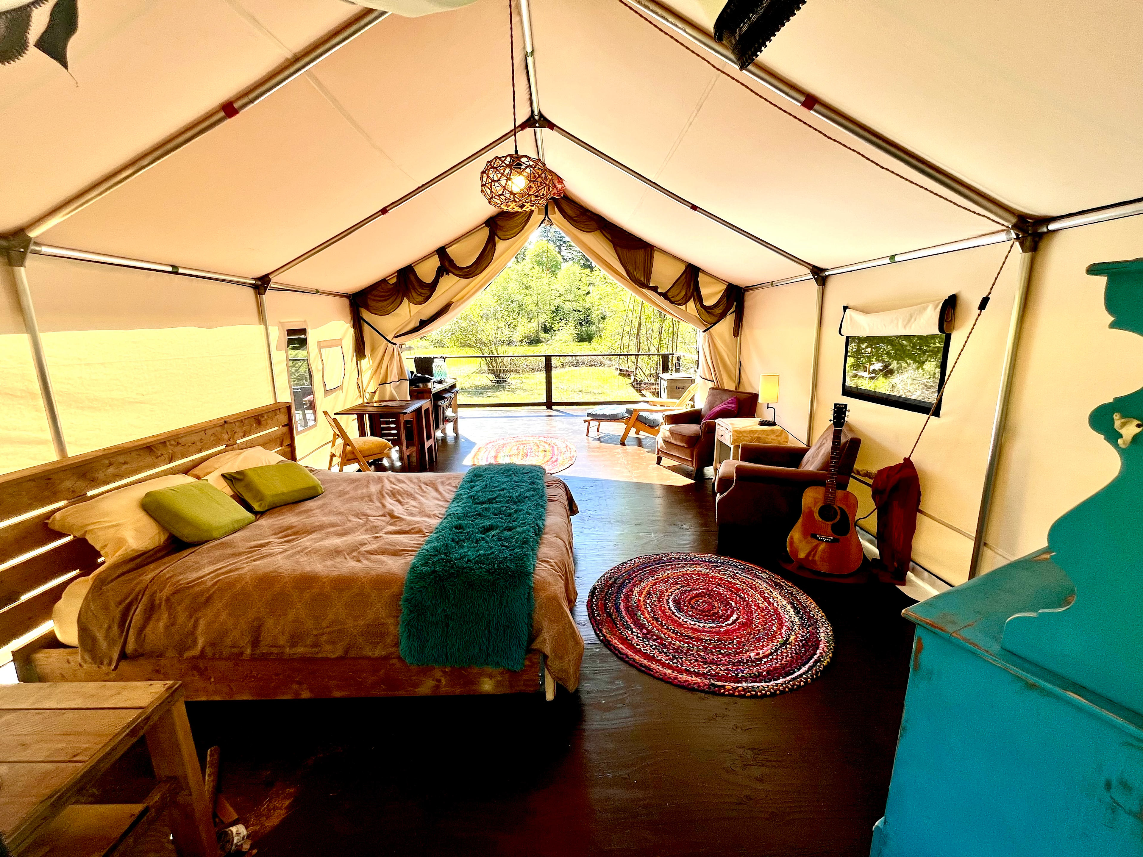 The Glamping Beachcomber
