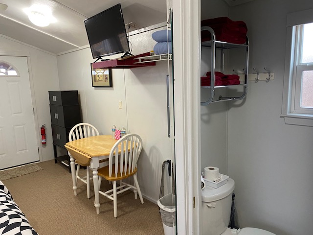 Silver Wind RV Park and Cabins