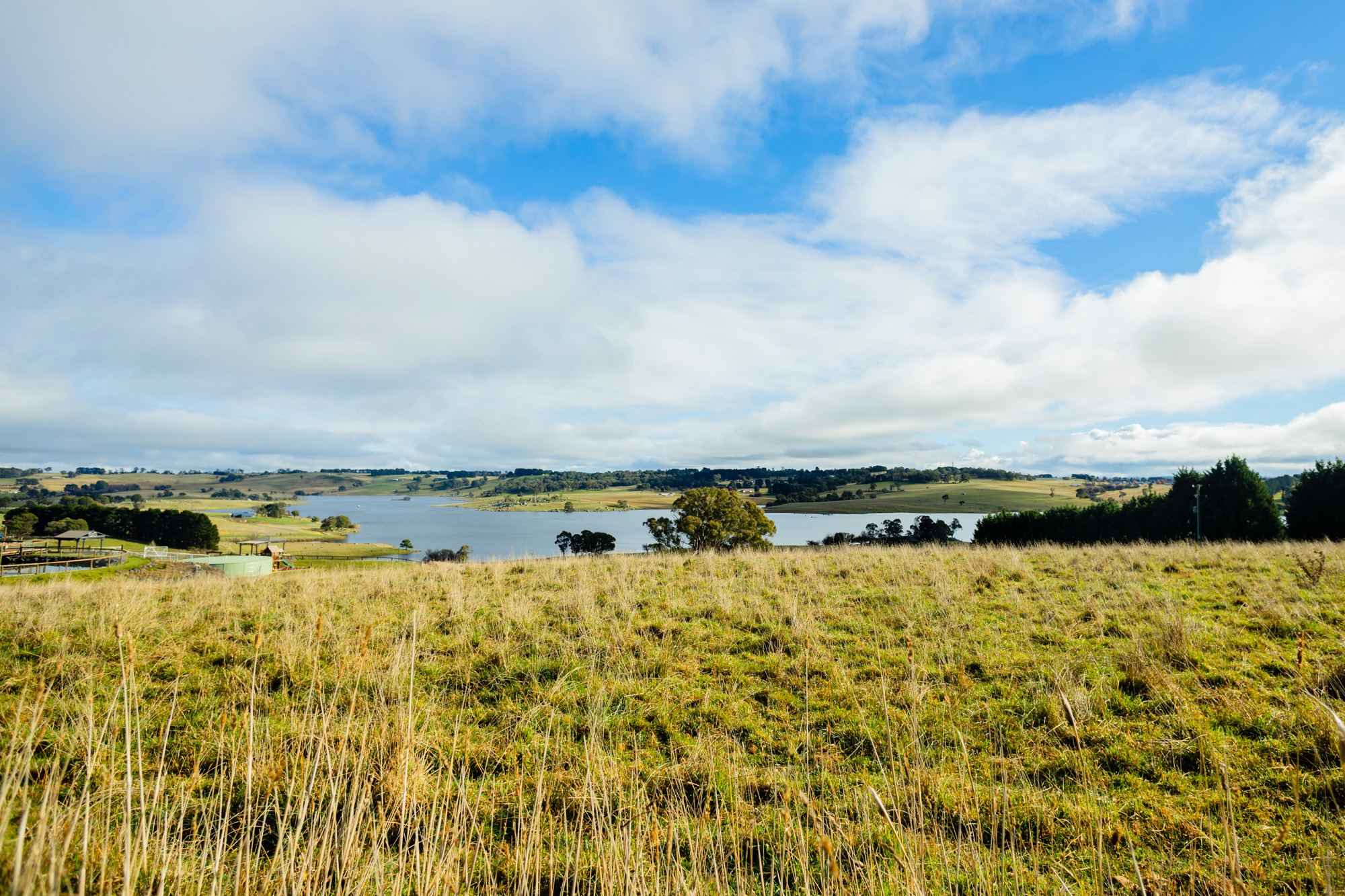 Oberon Dam - only a short drive from the grounds